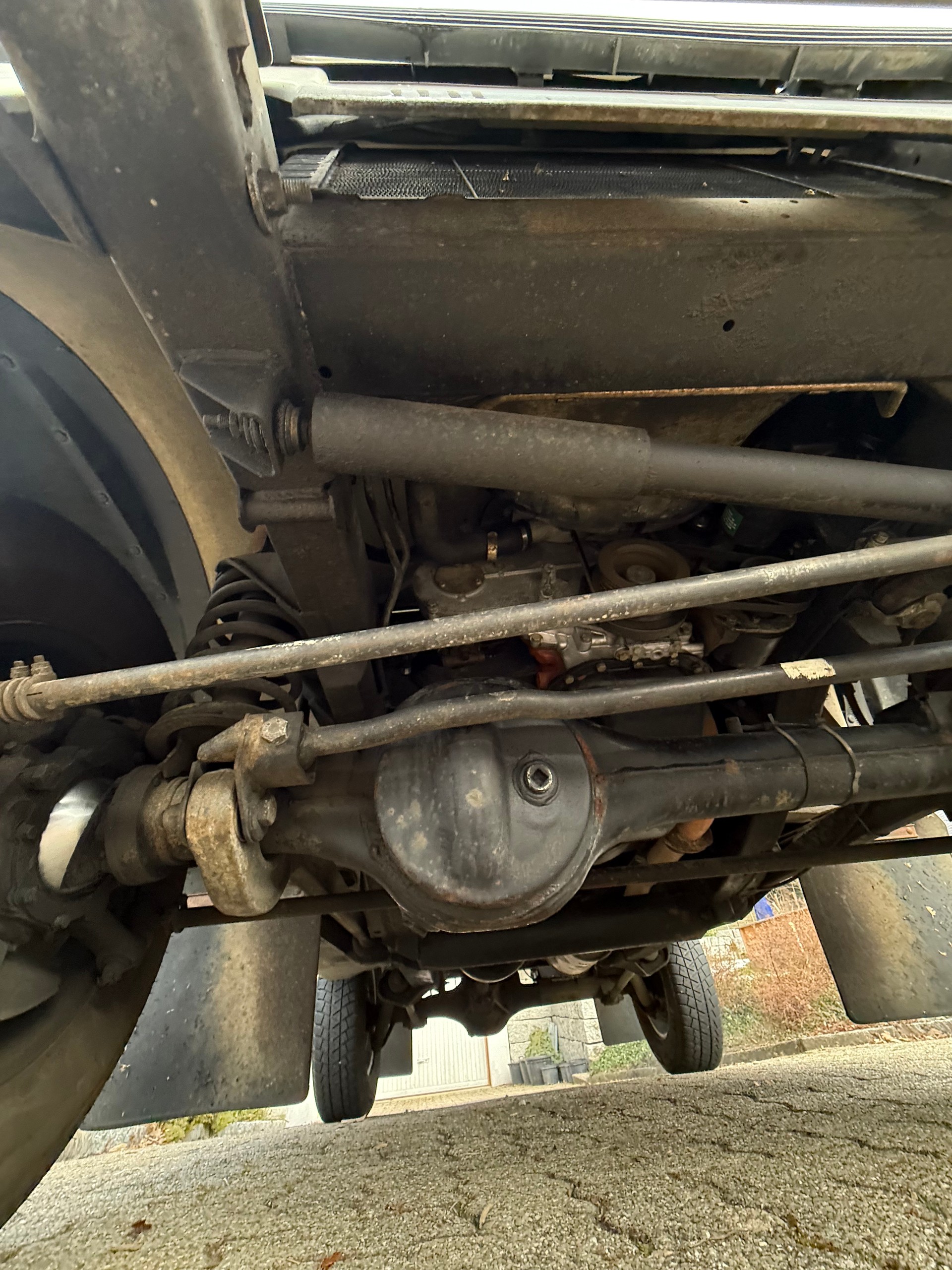 LAND ROVER Defender 90 Turbo D-image-11