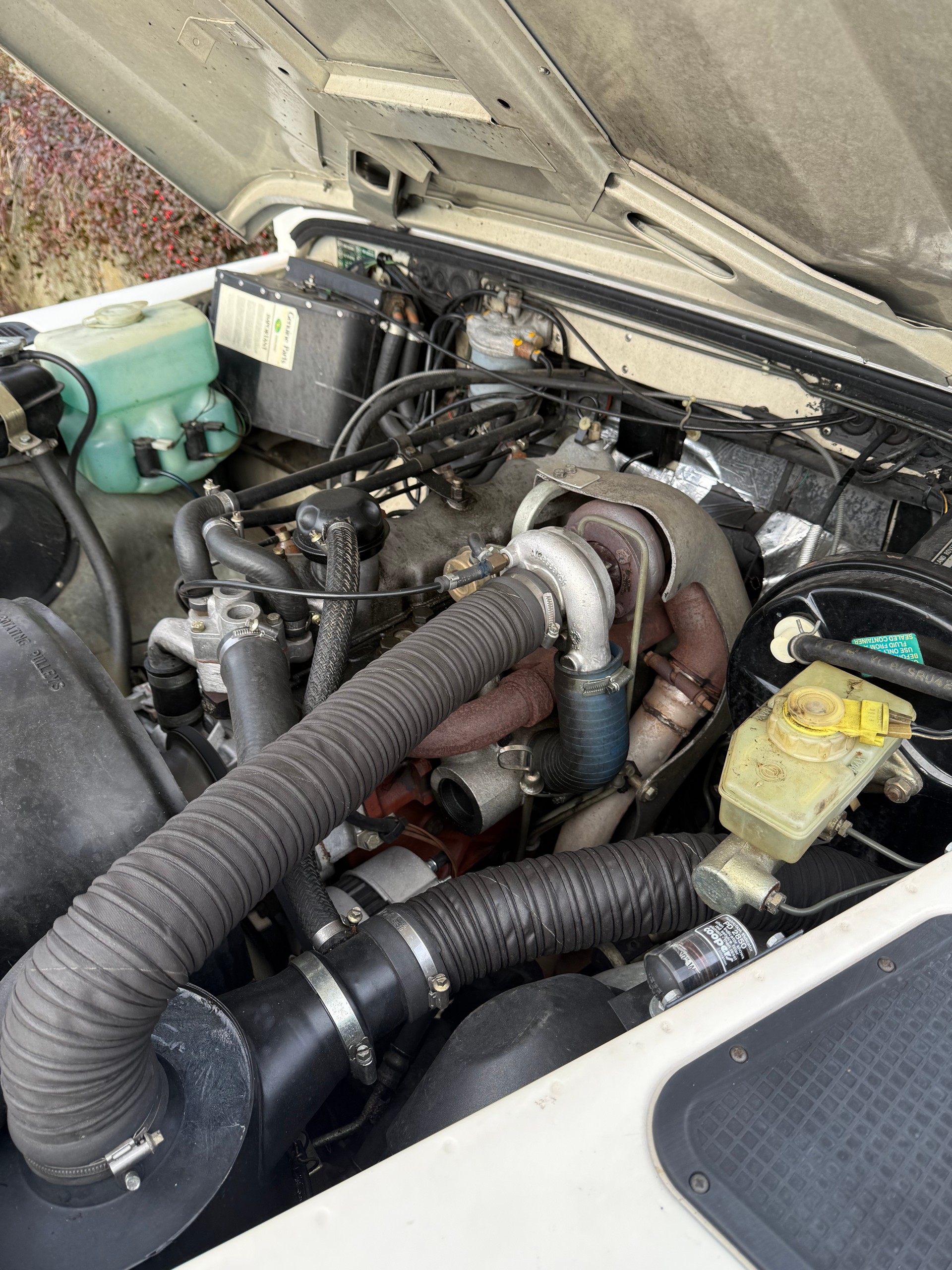 LAND ROVER Defender 90 Turbo D-image-4