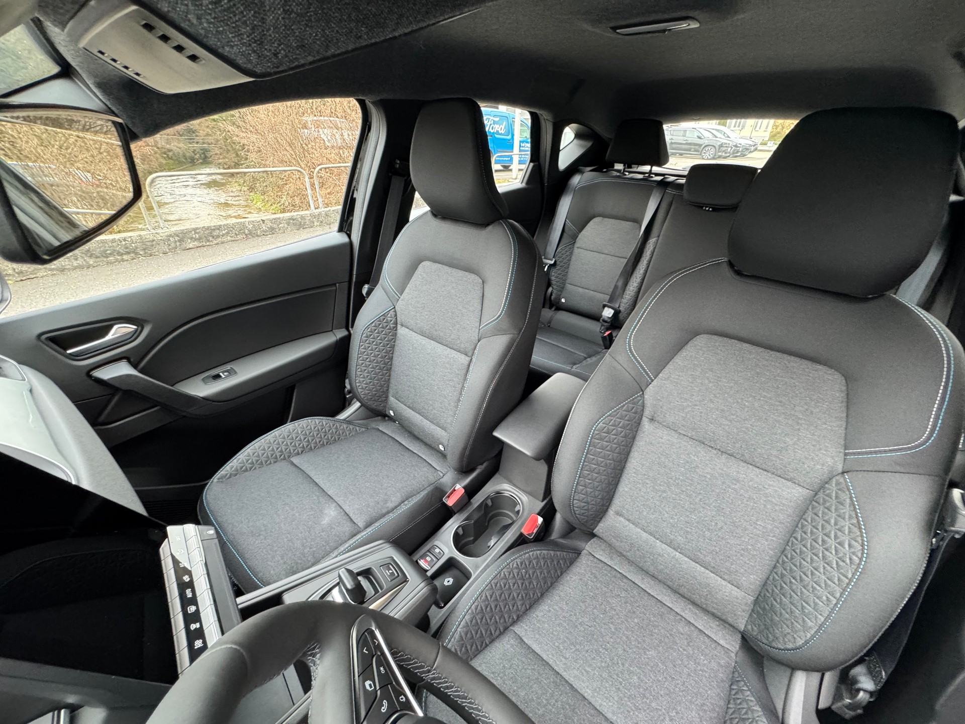 RENAULT Captur 1.8 E-Tech 160 Evolution DHT-image-14