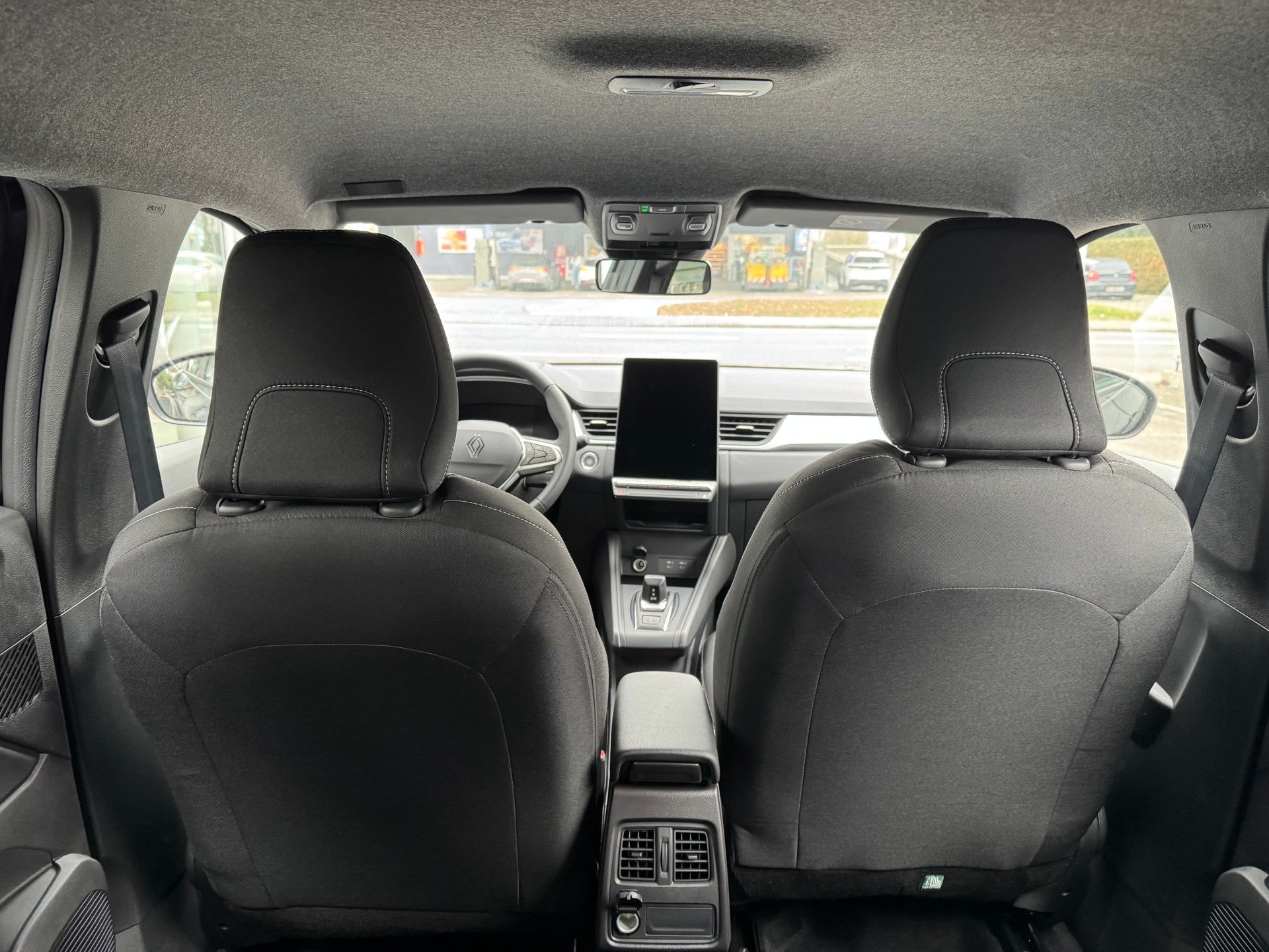 RENAULT Captur 1.8 E-Tech 160 Evolution DHT-image-10