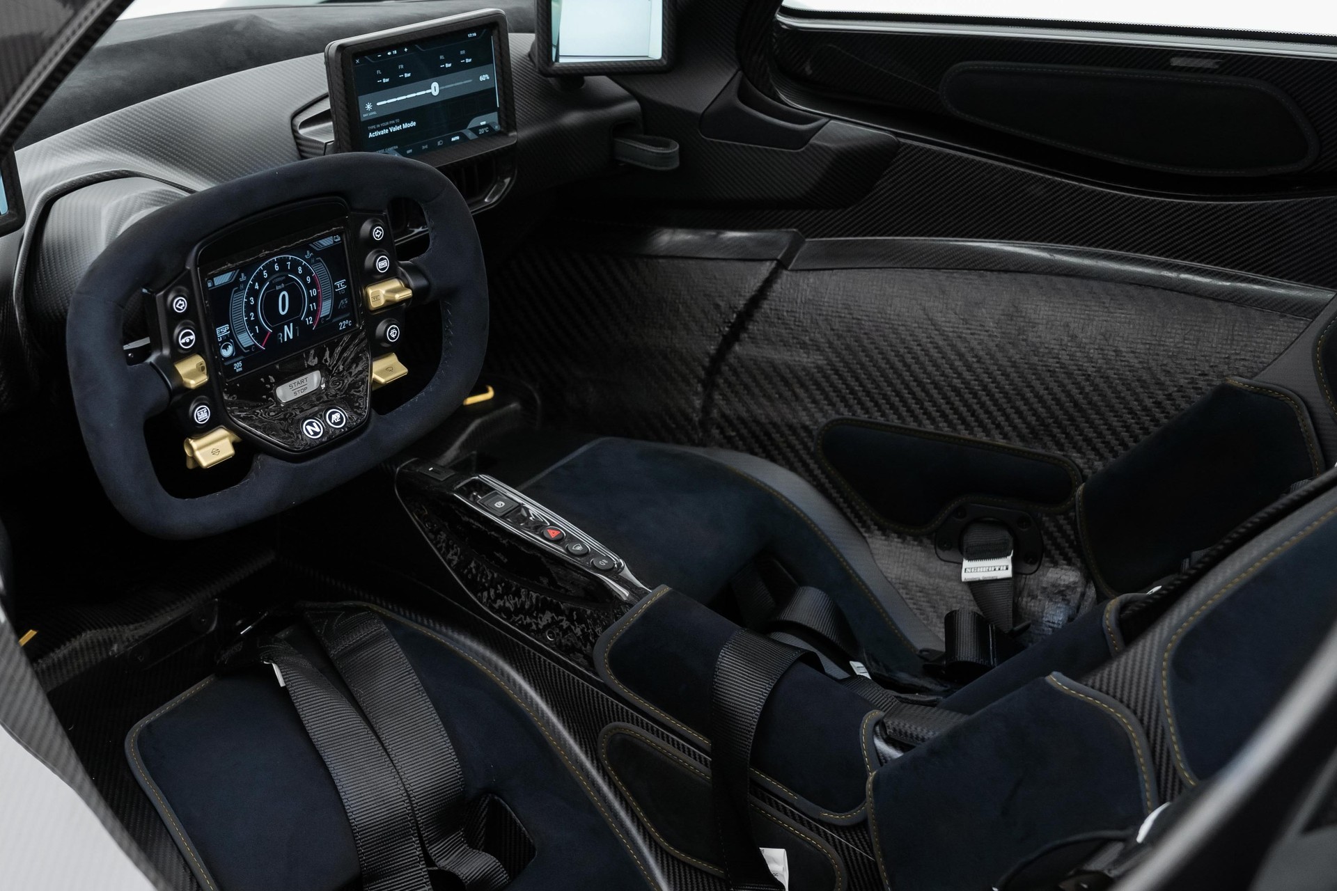 ASTON MARTIN VALKYRIE-image-3