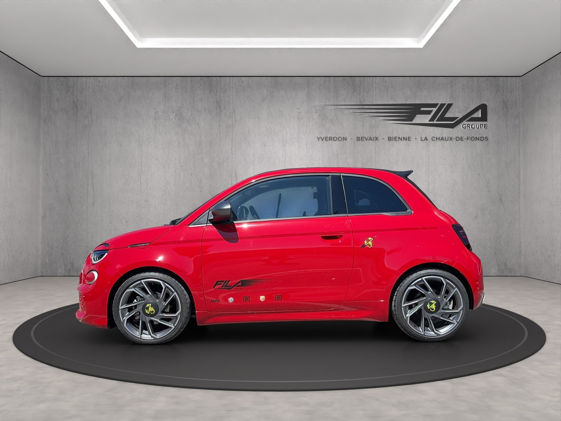 FIAT 500e Cabrio Abarth Turismo-showroom-element-2