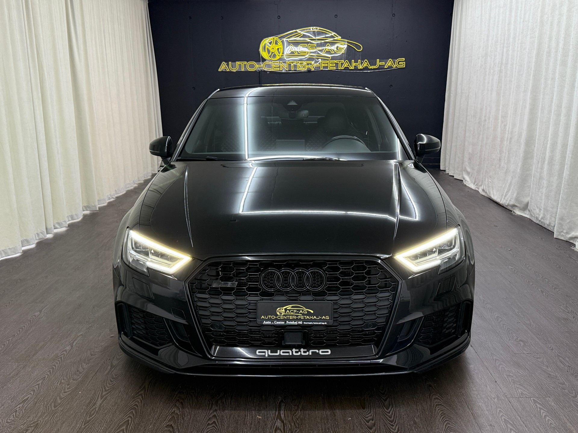 AUDI RS3 Limousine 2.5 TSI quattro S-tronic-image-1
