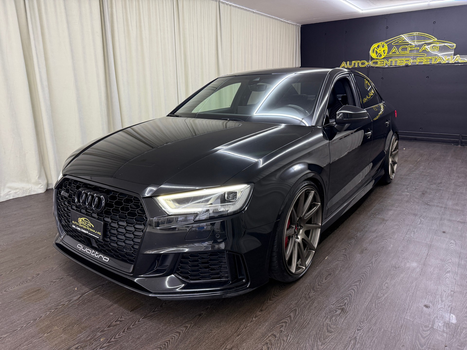 AUDI RS3 Limousine 2.5 TSI quattro S-tronic