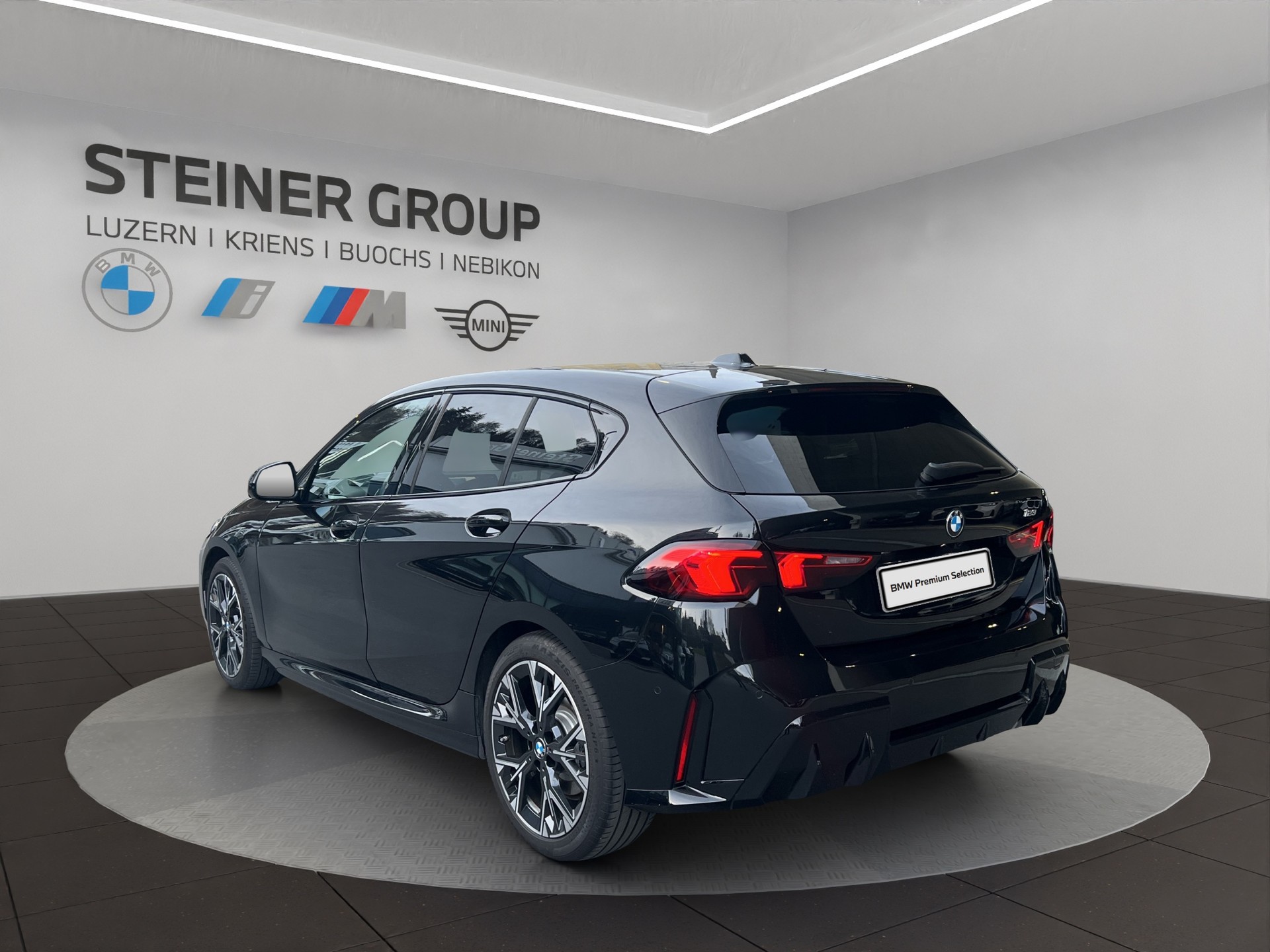 BMW 123 xDrive M Sport Steptronic-image-6