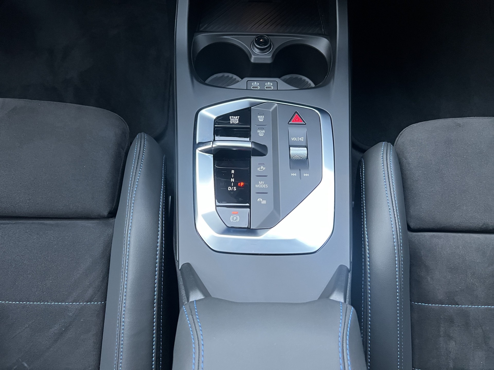 BMW 123 xDrive M Sport Steptronic-image-16