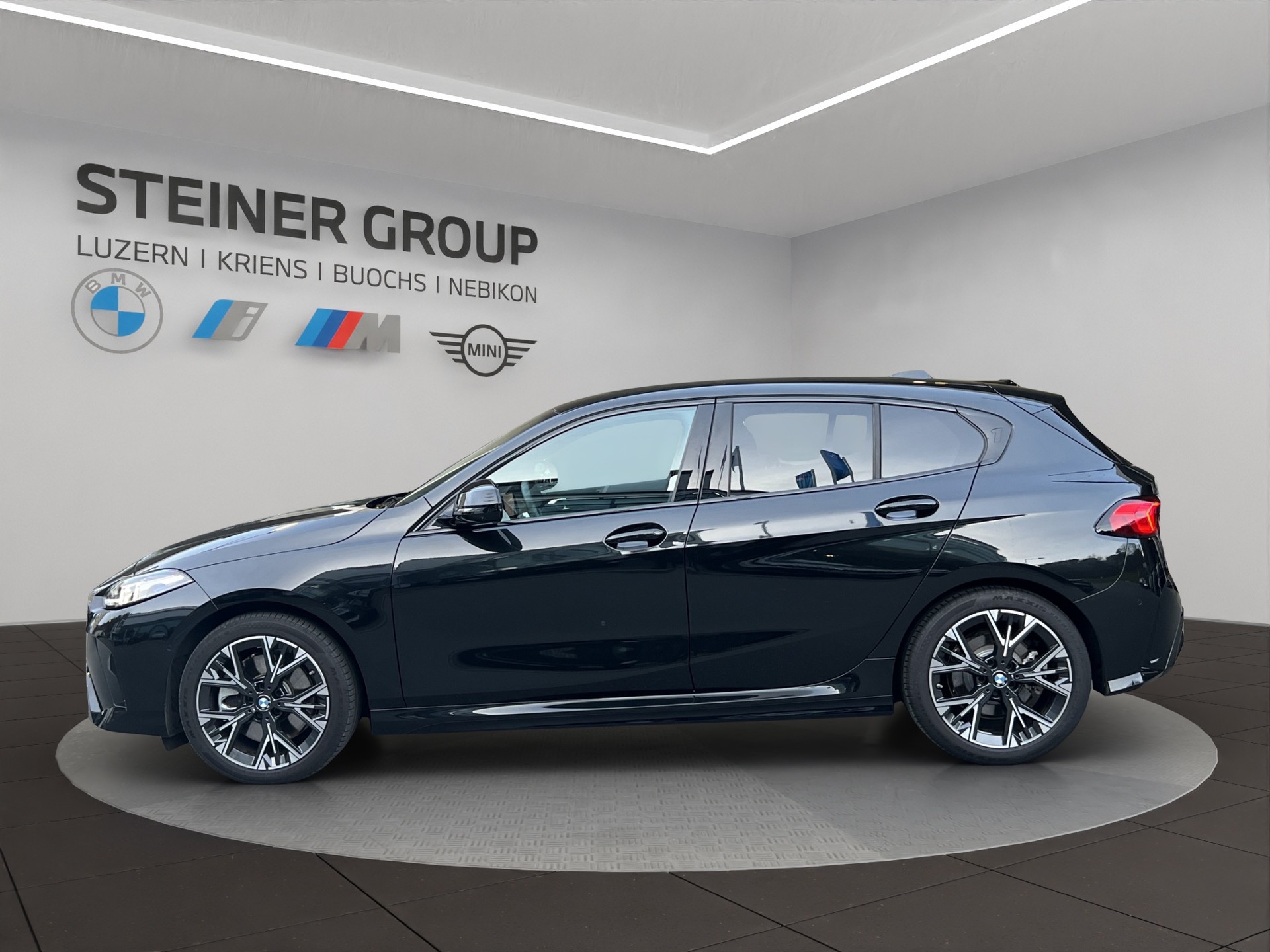 BMW 123 xDrive M Sport Steptronic-image-7