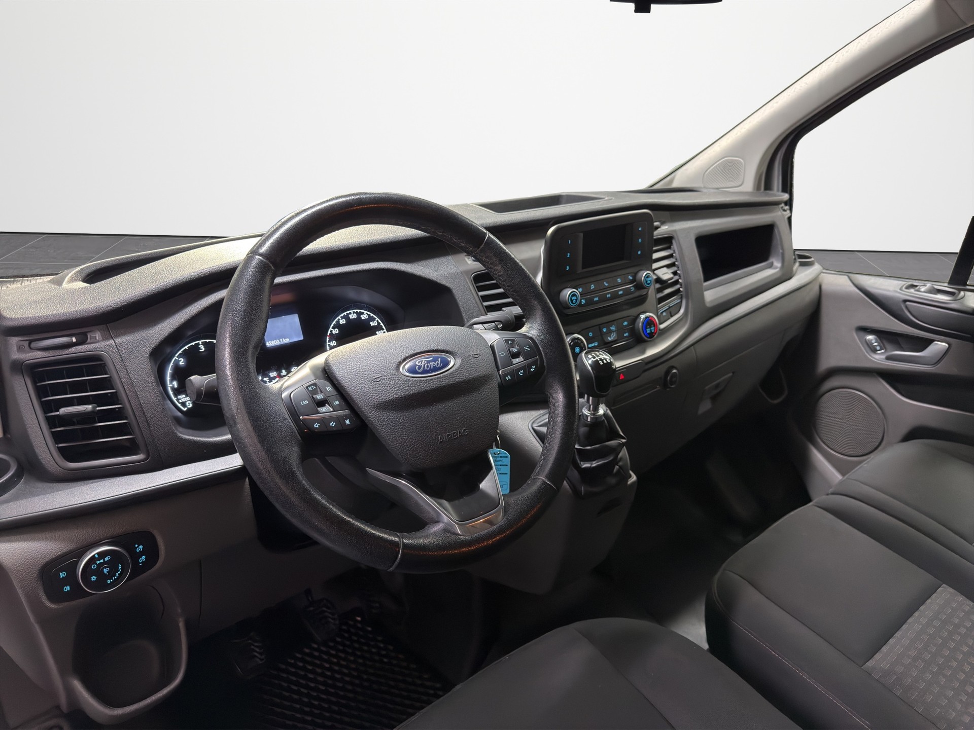 FORD Transit Custom Van 280 L1H1Trend-image-10