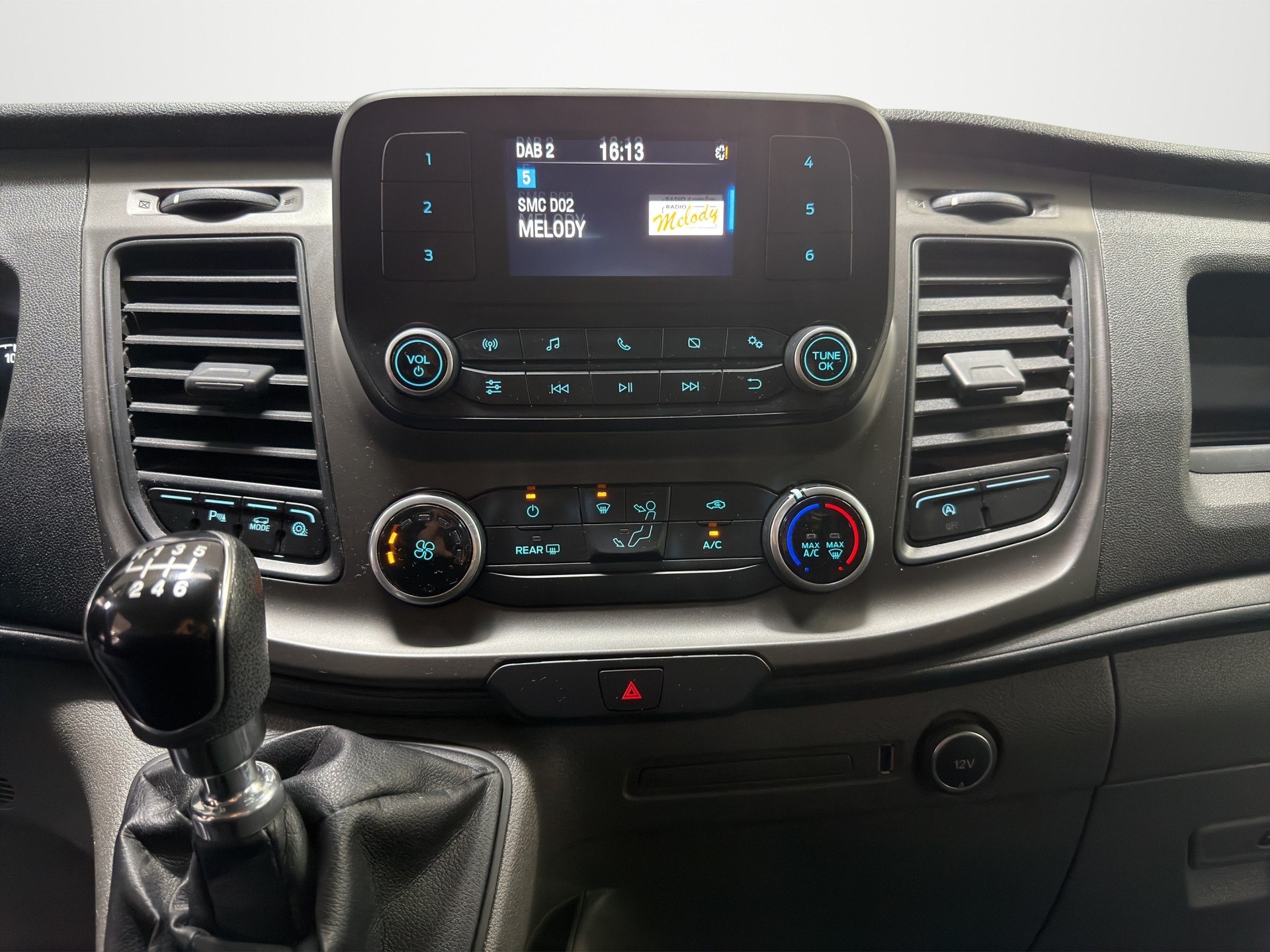 FORD Transit Custom Van 280 L1H1Trend-image-8
