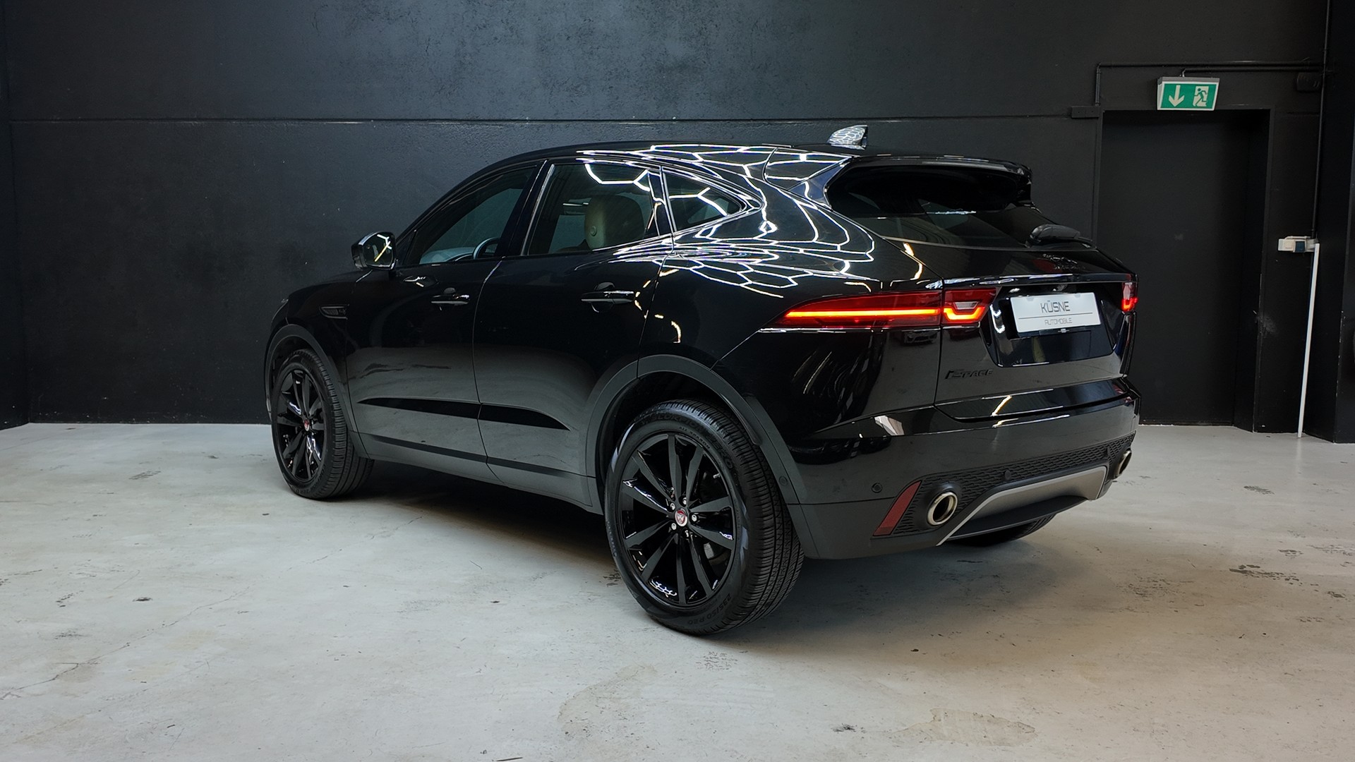 JAGUAR E-Pace 2.0 P200 AWD-image-3