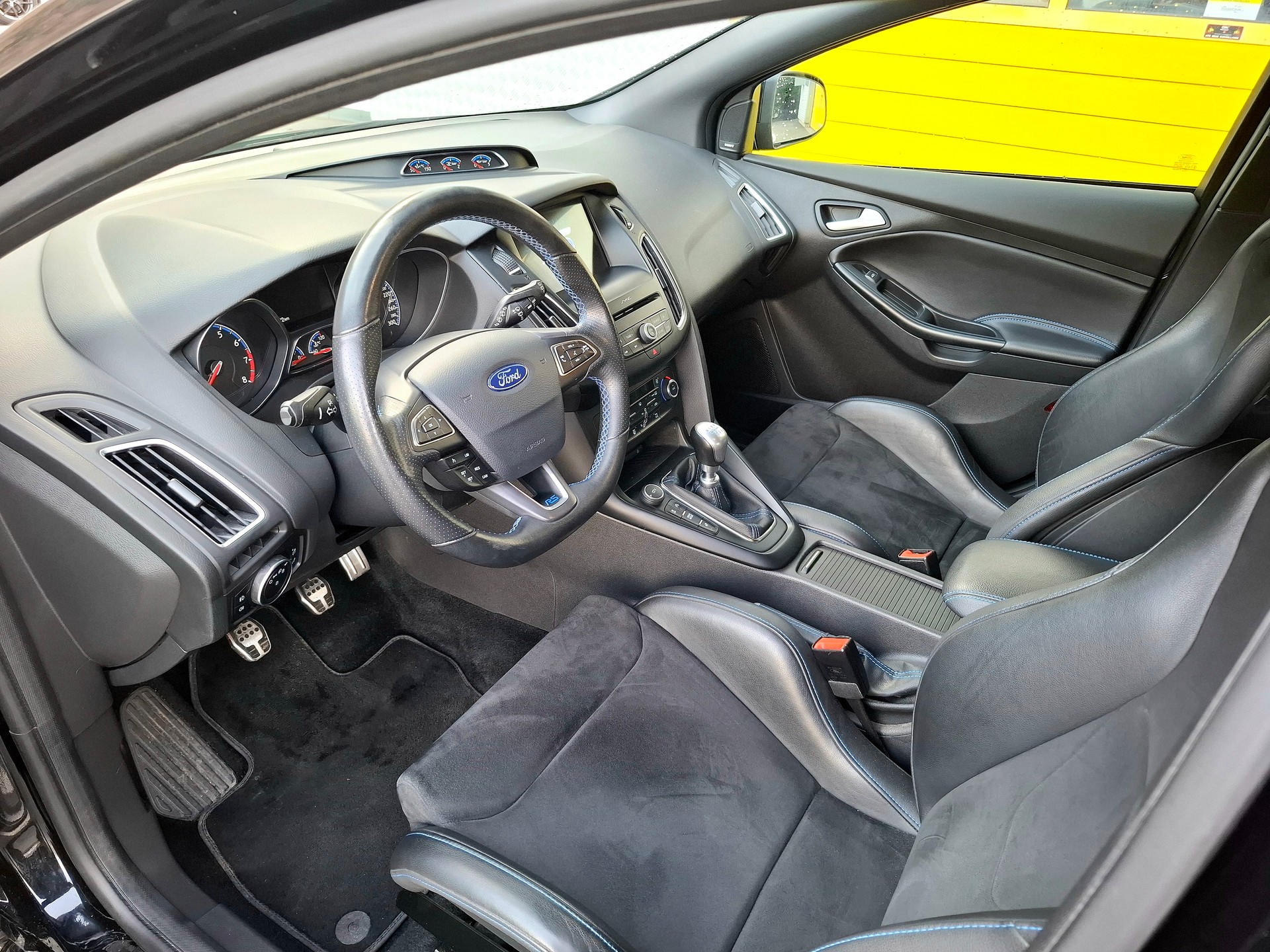 FORD Focus 2.3 EcoBoost RS AWD-image-11