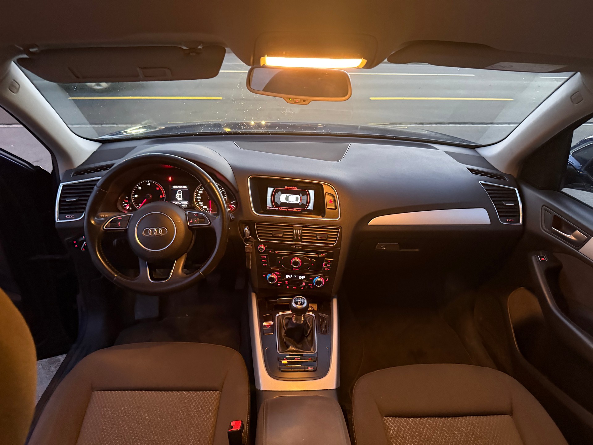 AUDI Q5 2.0 TDI-image-5