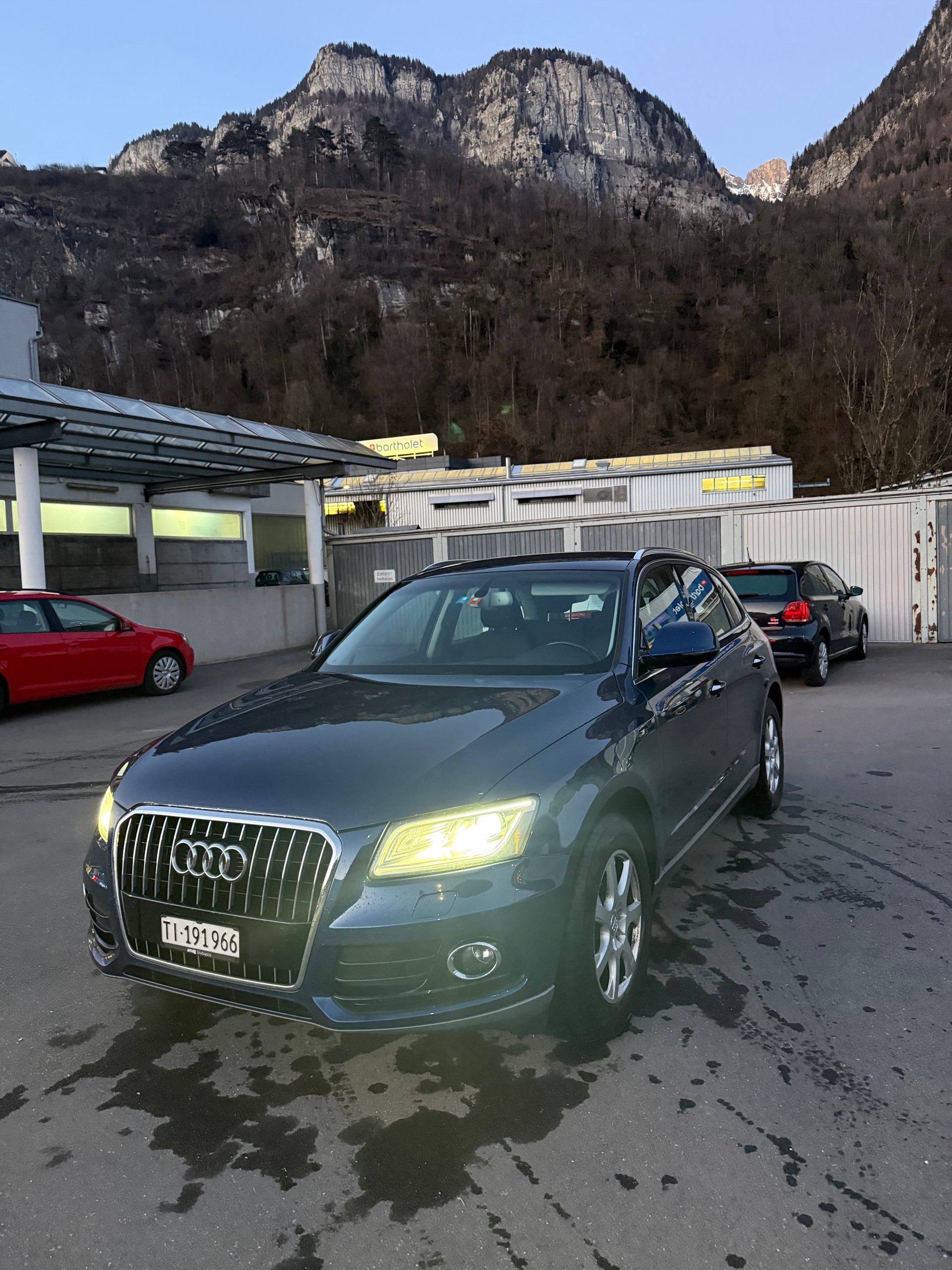 AUDI Q5 2.0 TDI-image-3