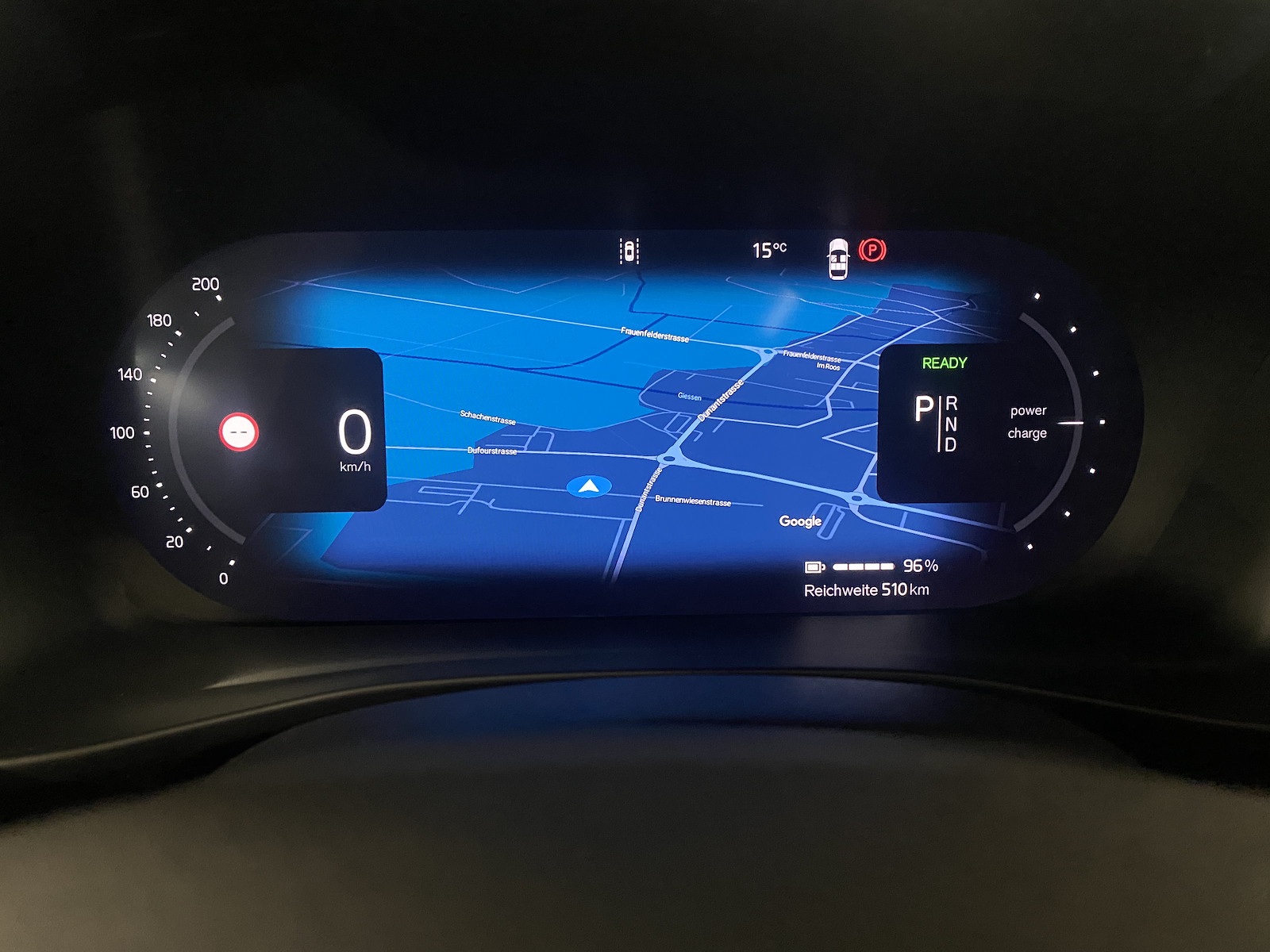 VOLVO EX40 Twin XCENTRIC Edition AWD-image-10