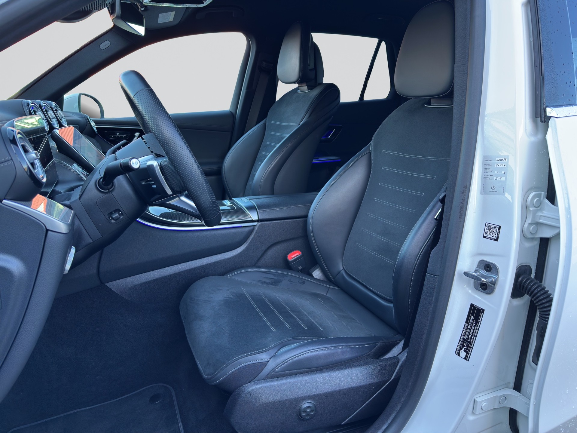 MERCEDES-BENZ GLC 200 4Matic AMG 9G-Tronic-image-5