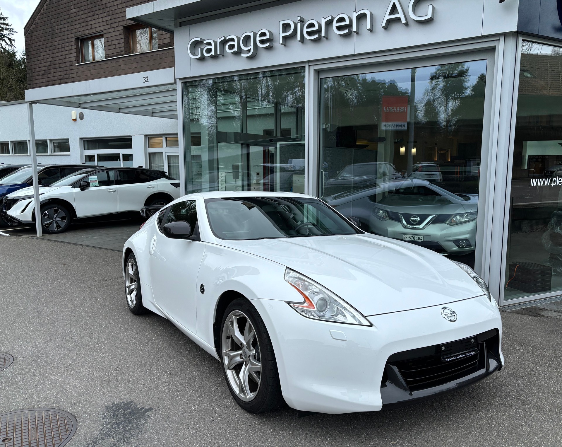 NISSAN 370 Z Pack-image-0