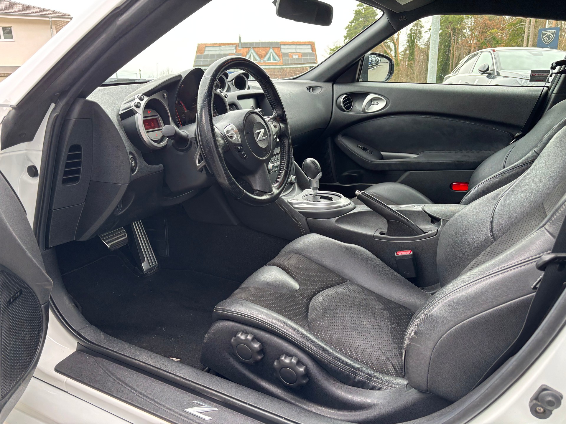 NISSAN 370 Z Pack-image-6