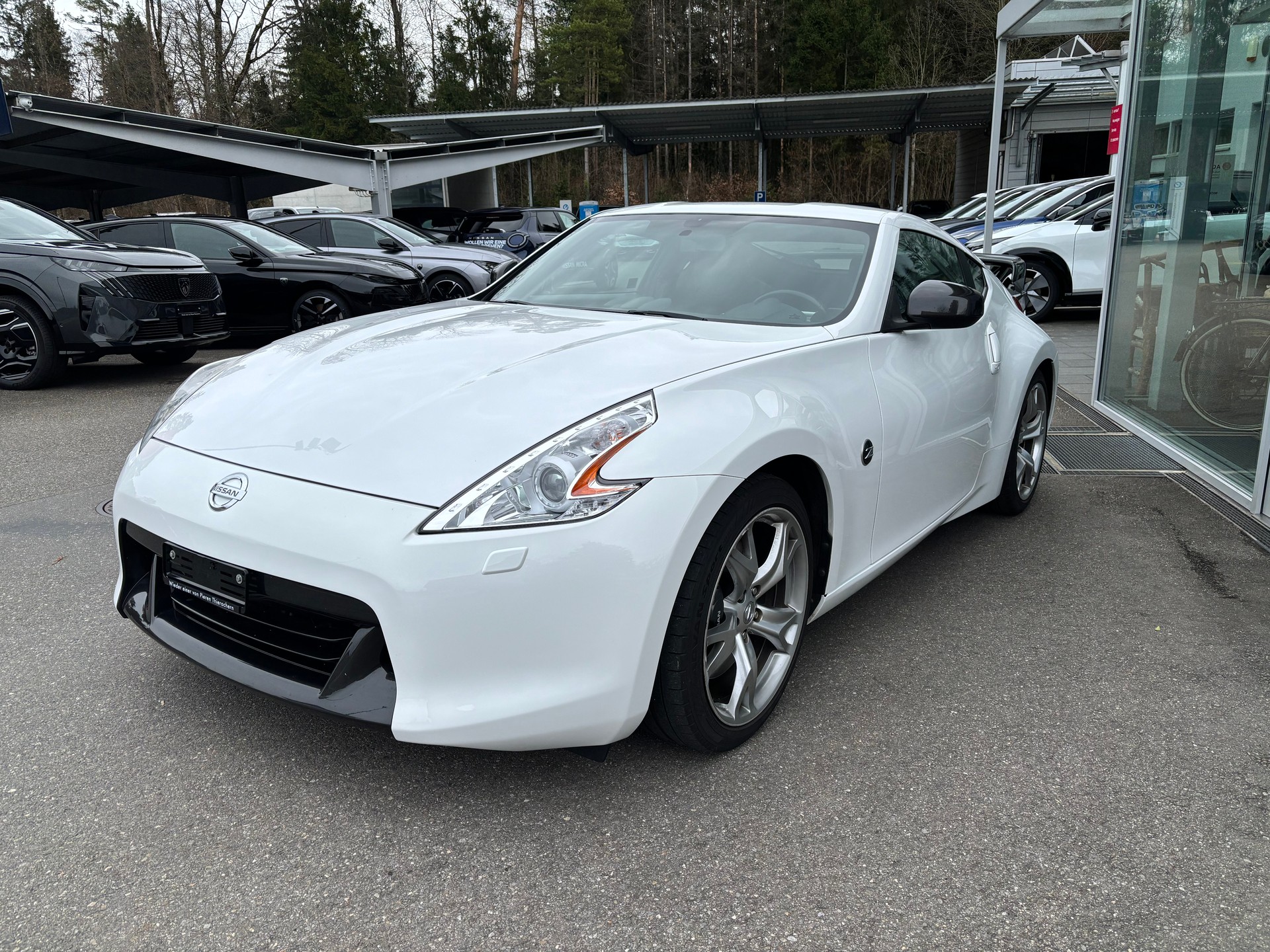 NISSAN 370 Z Pack-image-1