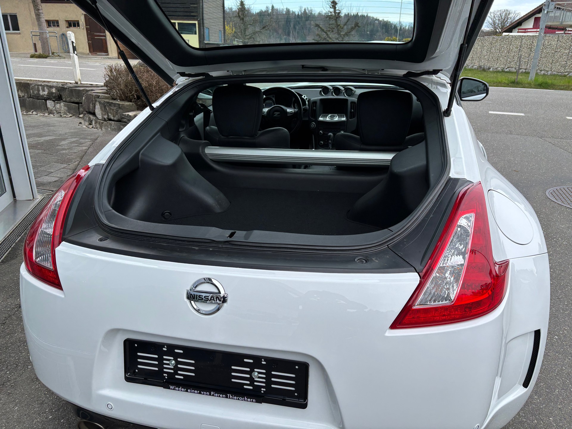 NISSAN 370 Z Pack-image-4