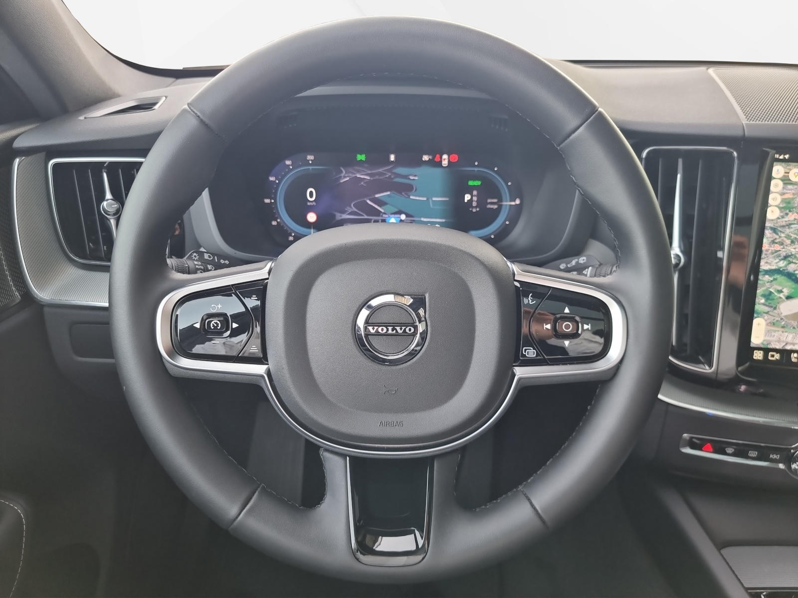 VOLVO XC60 2.0 T6 TE Plus Dark eAWD-image-10