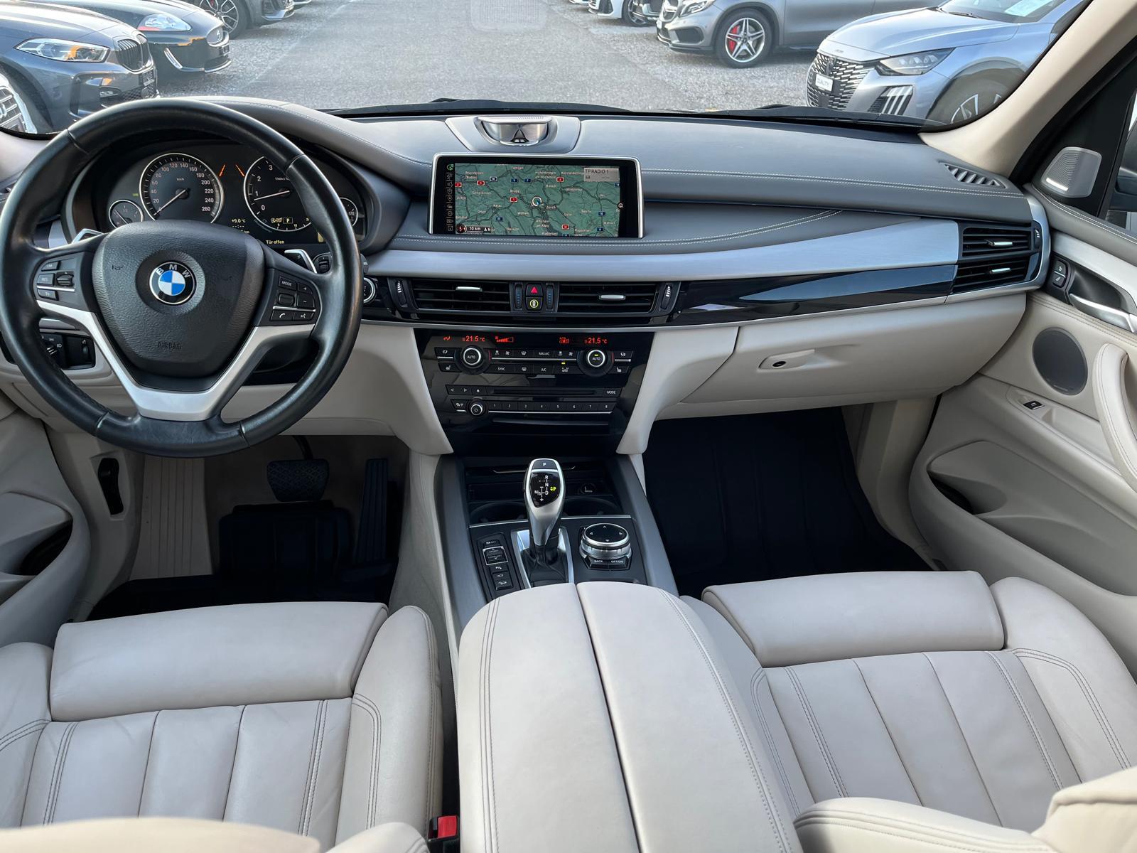 BMW X5 50i xDrive SAG-image-9