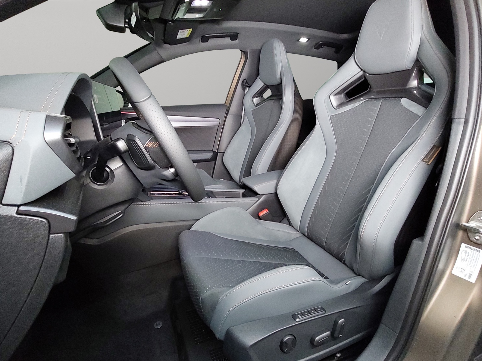 CUPRA Formentor 2.5TSI VZ5 Prime Edition 4Drive DSG-image-5