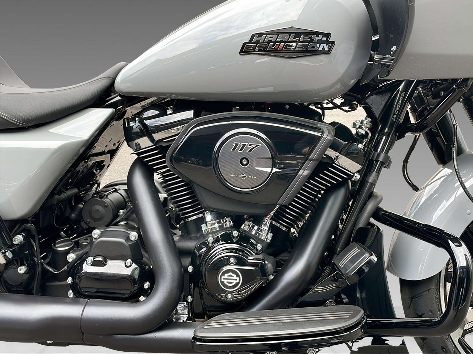 HARLEY-DAVIDSON FLTRX Road Glide Black Finish 117-image-8
