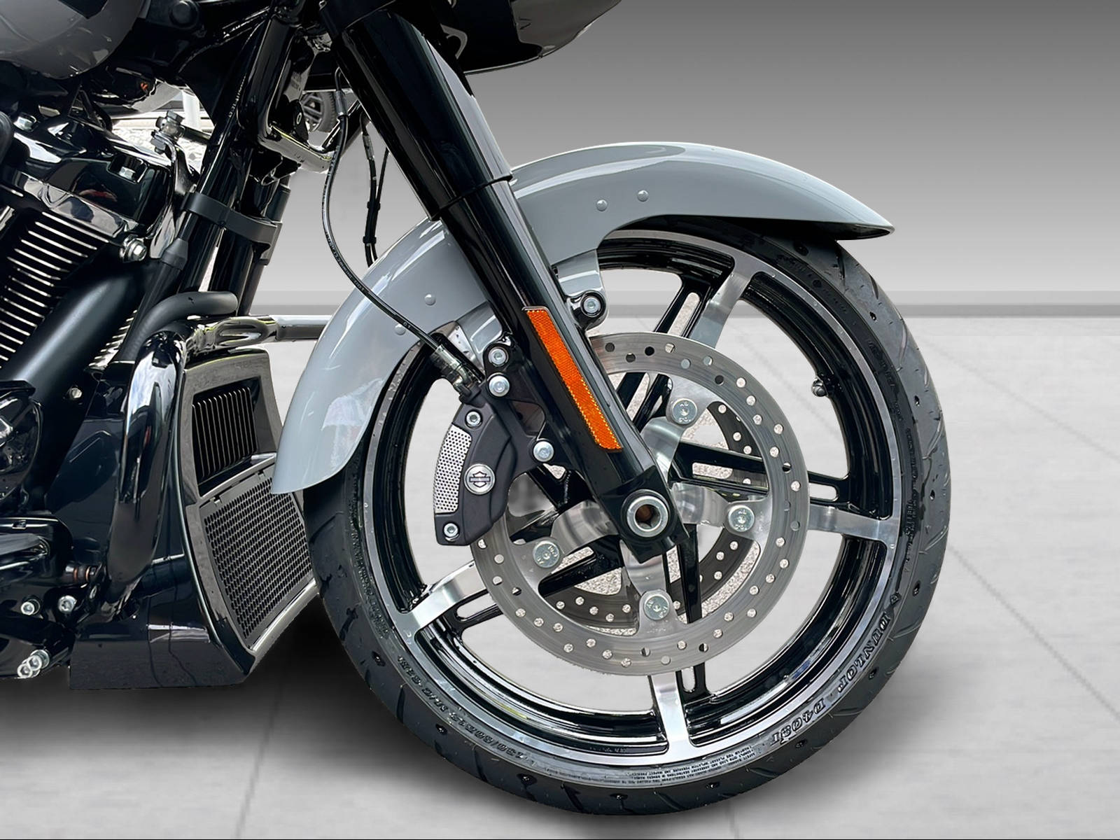 HARLEY-DAVIDSON FLTRX Road Glide Black Finish 117-image-6