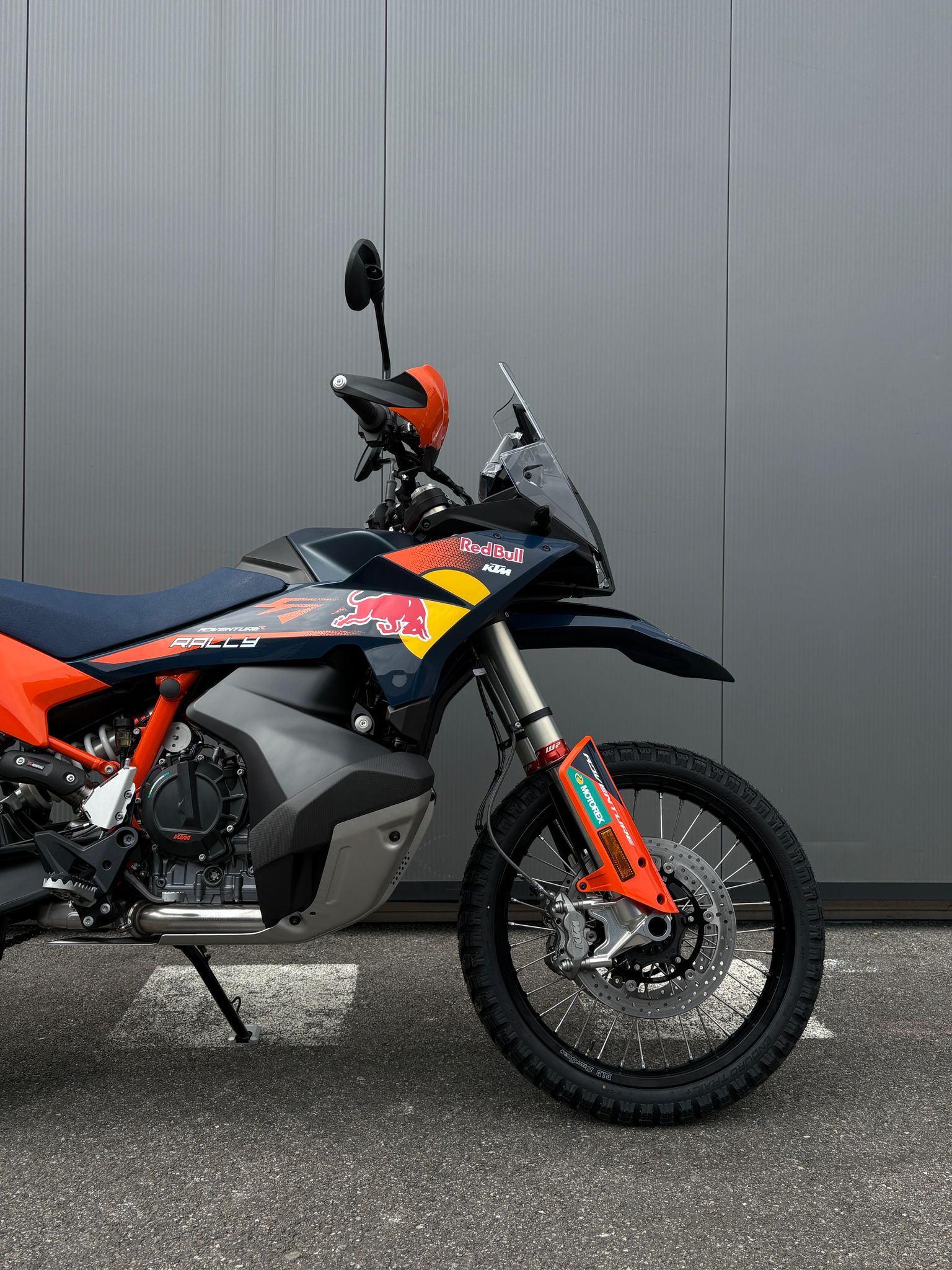 KTM 890 Adventure R Rally 2026-showroom-element-2