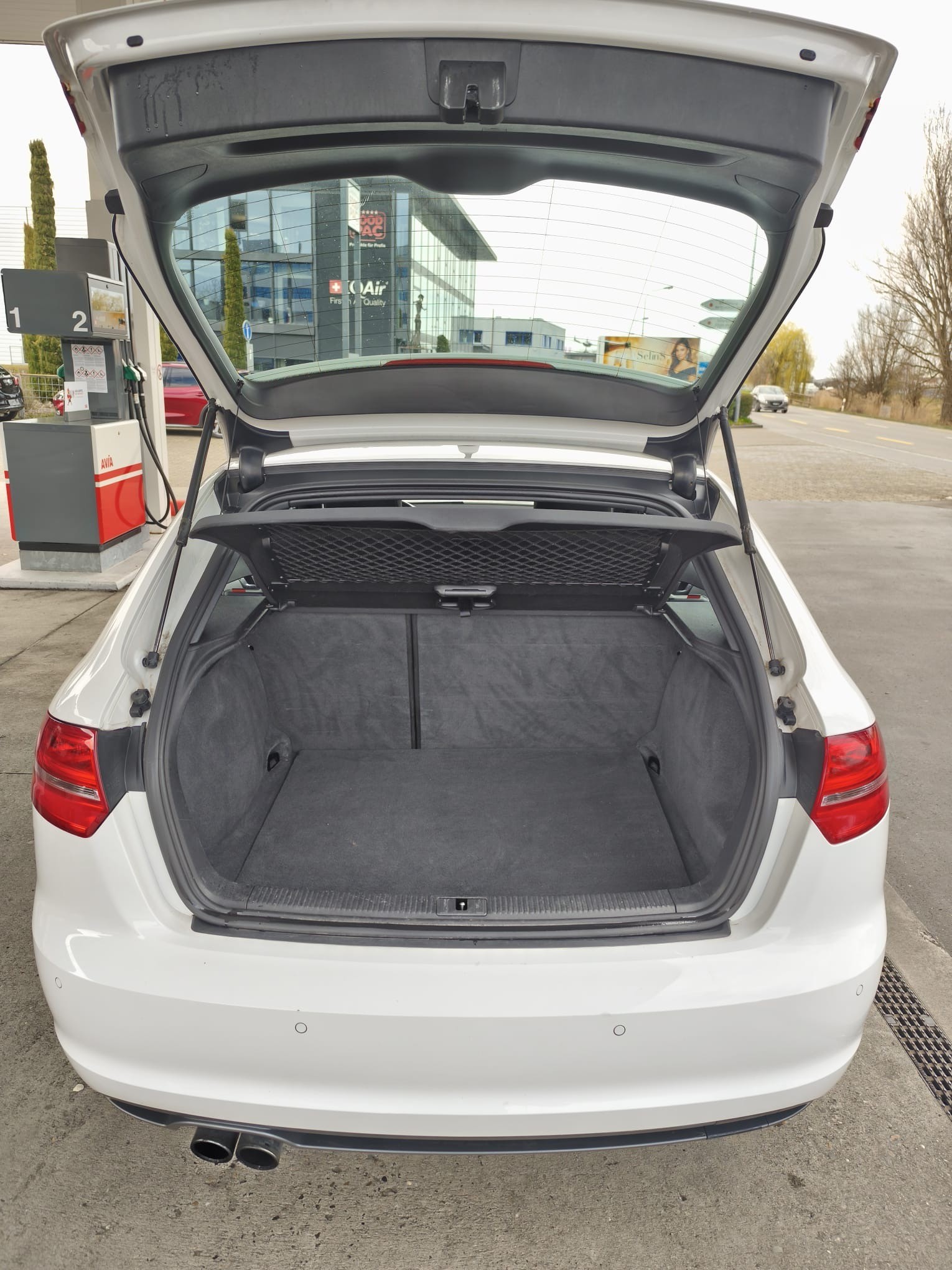 AUDI A3 Sportback 2.0 TFSI S Line Style quattro S-tronic-image-9