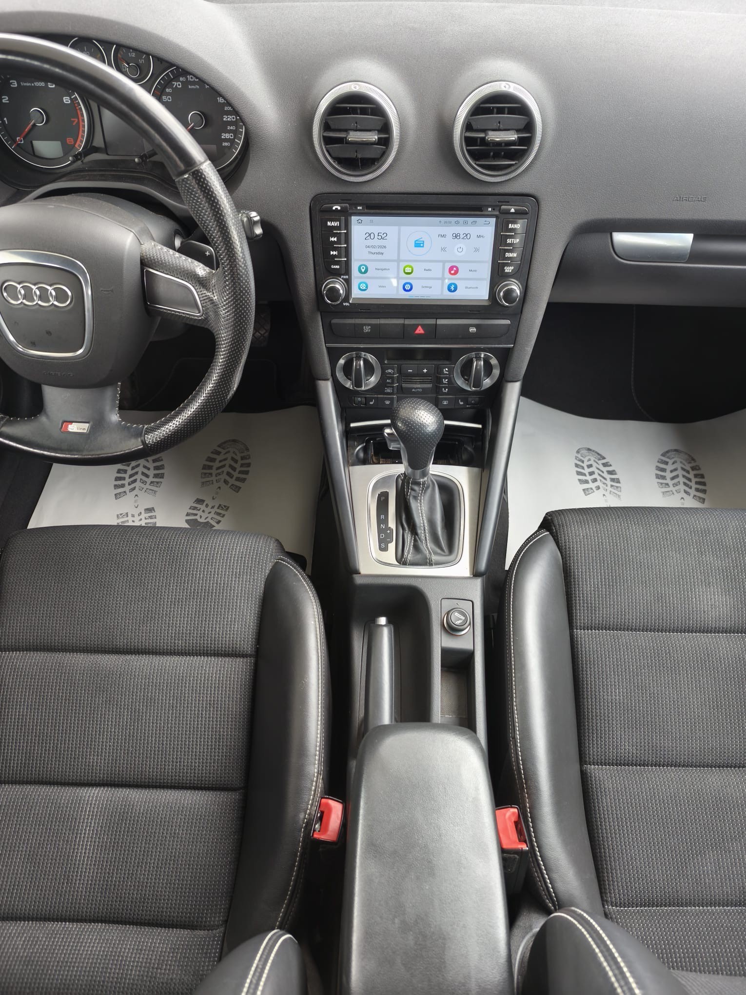 AUDI A3 Sportback 2.0 TFSI S Line Style quattro S-tronic-image-12