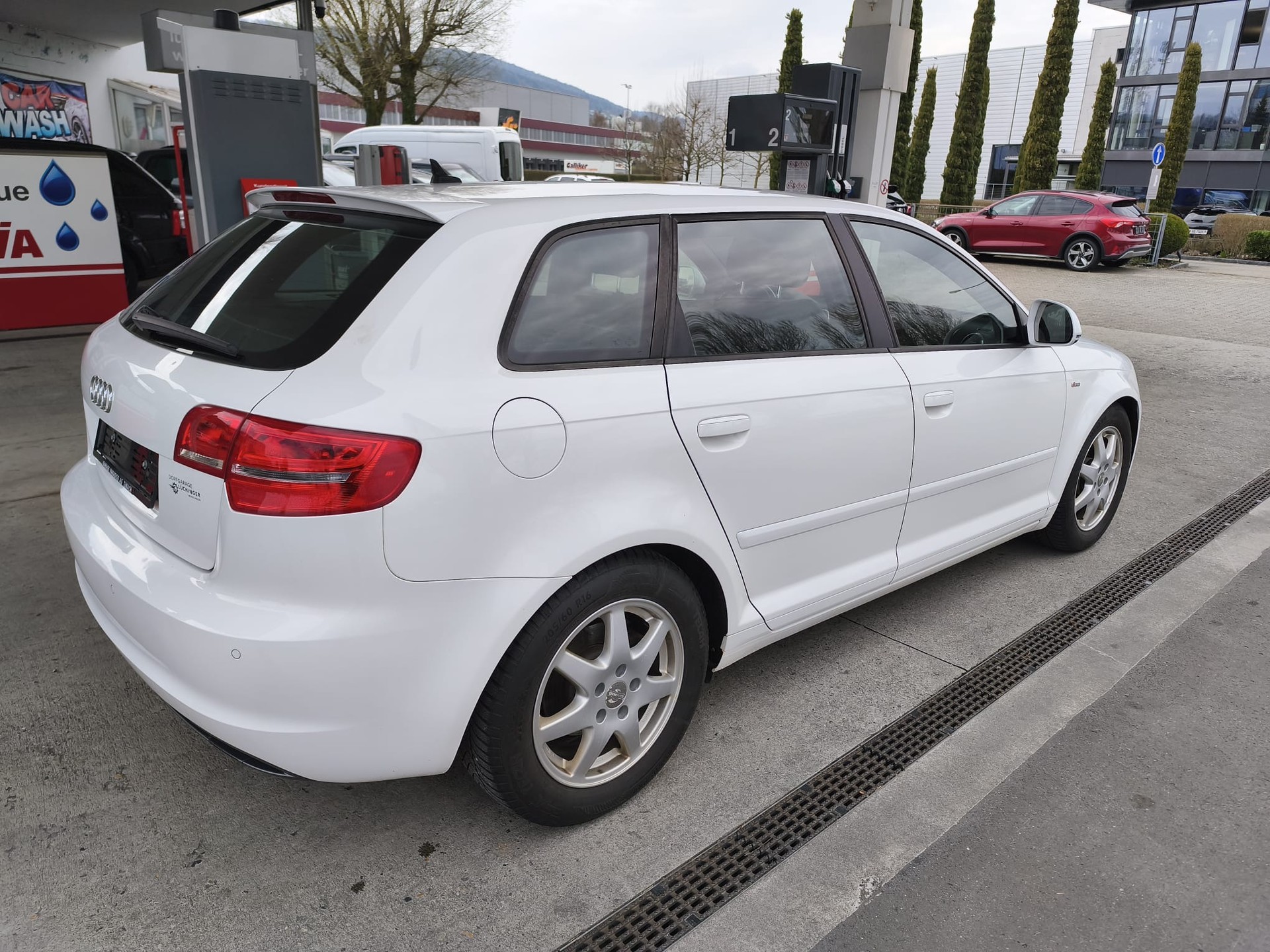 AUDI A3 Sportback 2.0 TFSI S Line Style quattro S-tronic-image-2