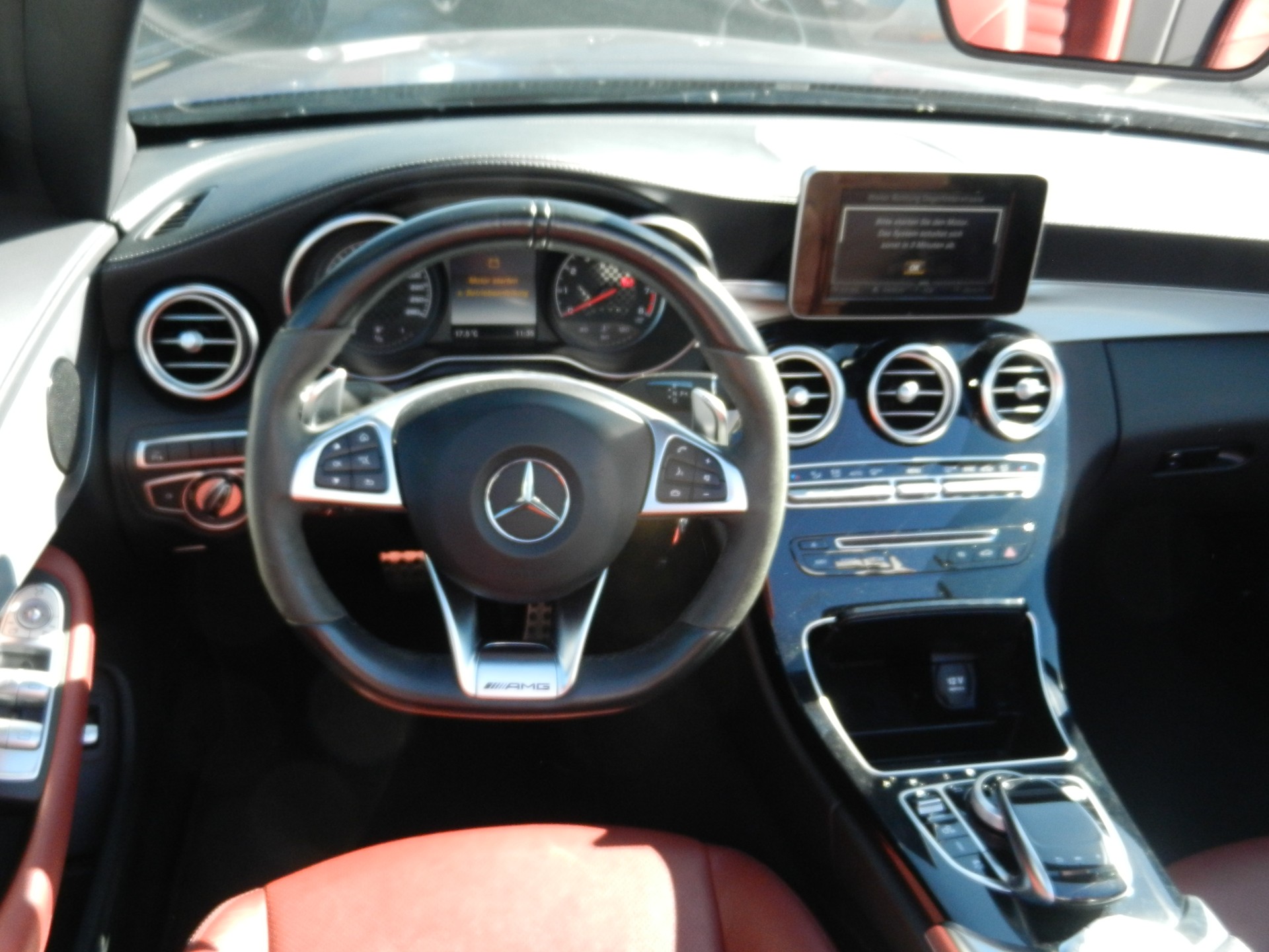 MERCEDES-BENZ C 43 Cabriolet AMG 4Matic 9G-Tronic-image-5