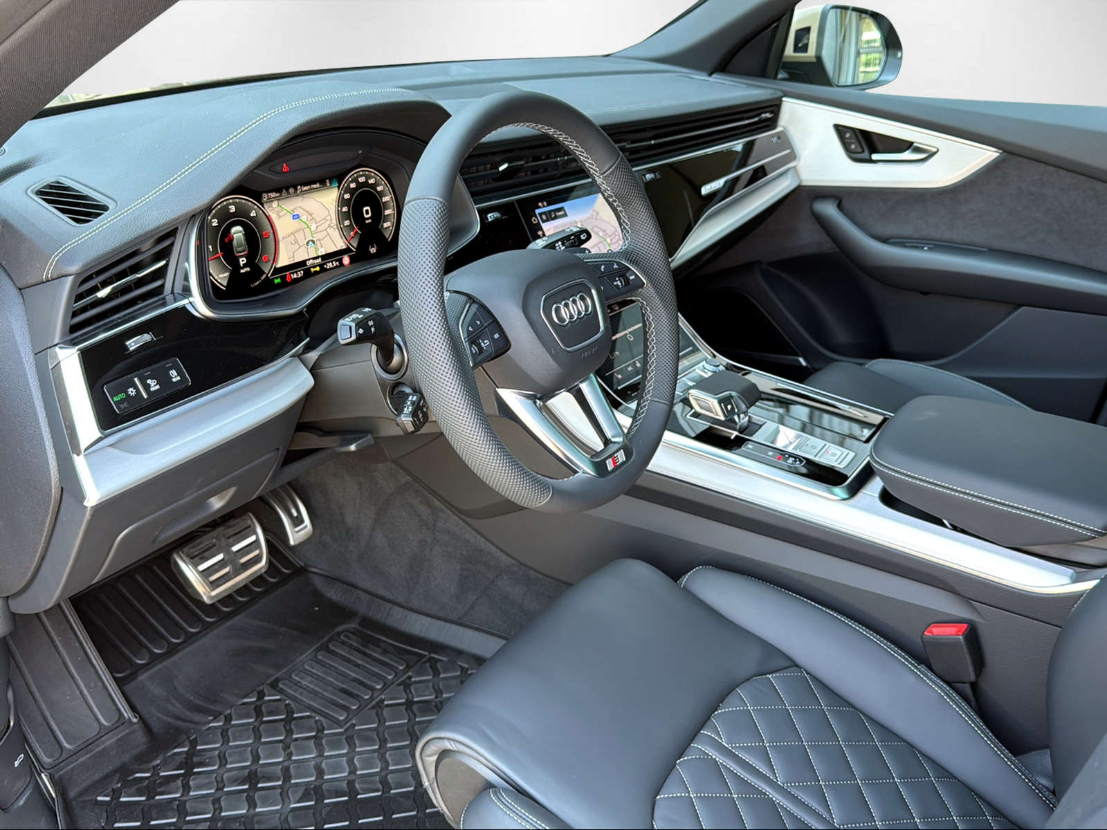 AUDI Q8 SUV 50 TDI S-Line quattro tiptronic-image-10