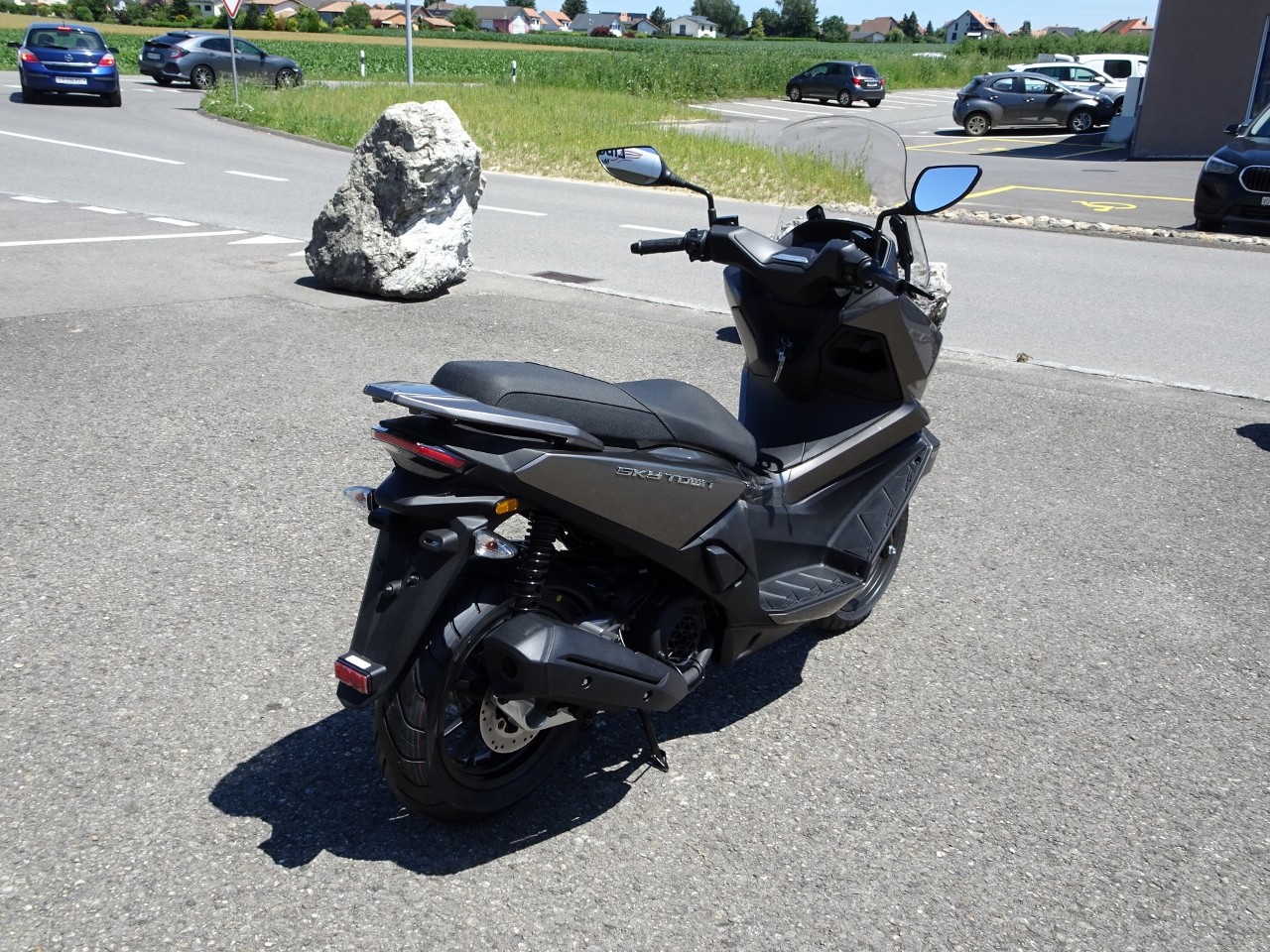 KYMCO Sky Town 125-showroom-element-3