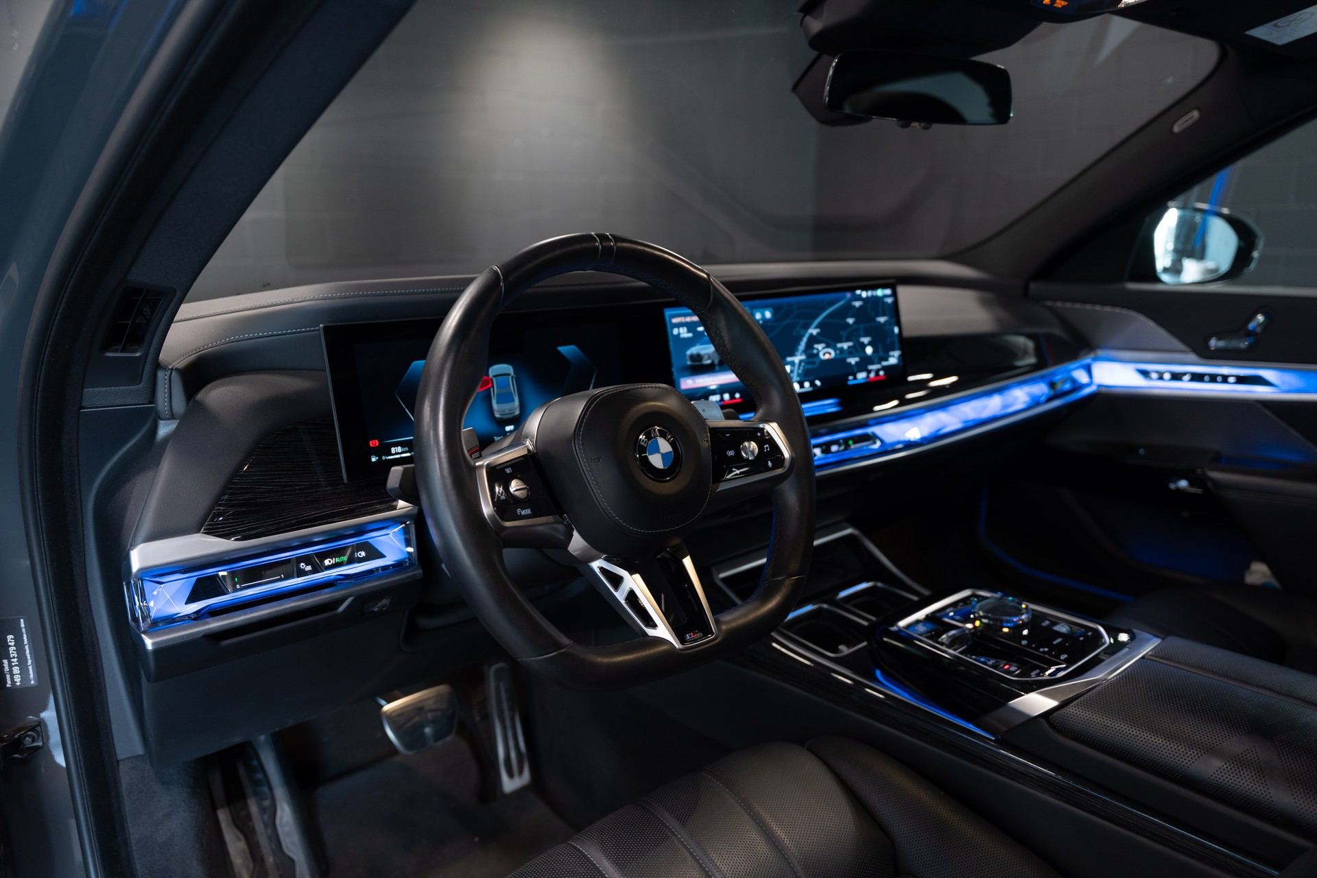 BMW 740d xDrive 48V M Sport Pro Steptronic / Theatre Screen / Sonderlackierung / BMW Individual / Top Gepflegt-image-4
