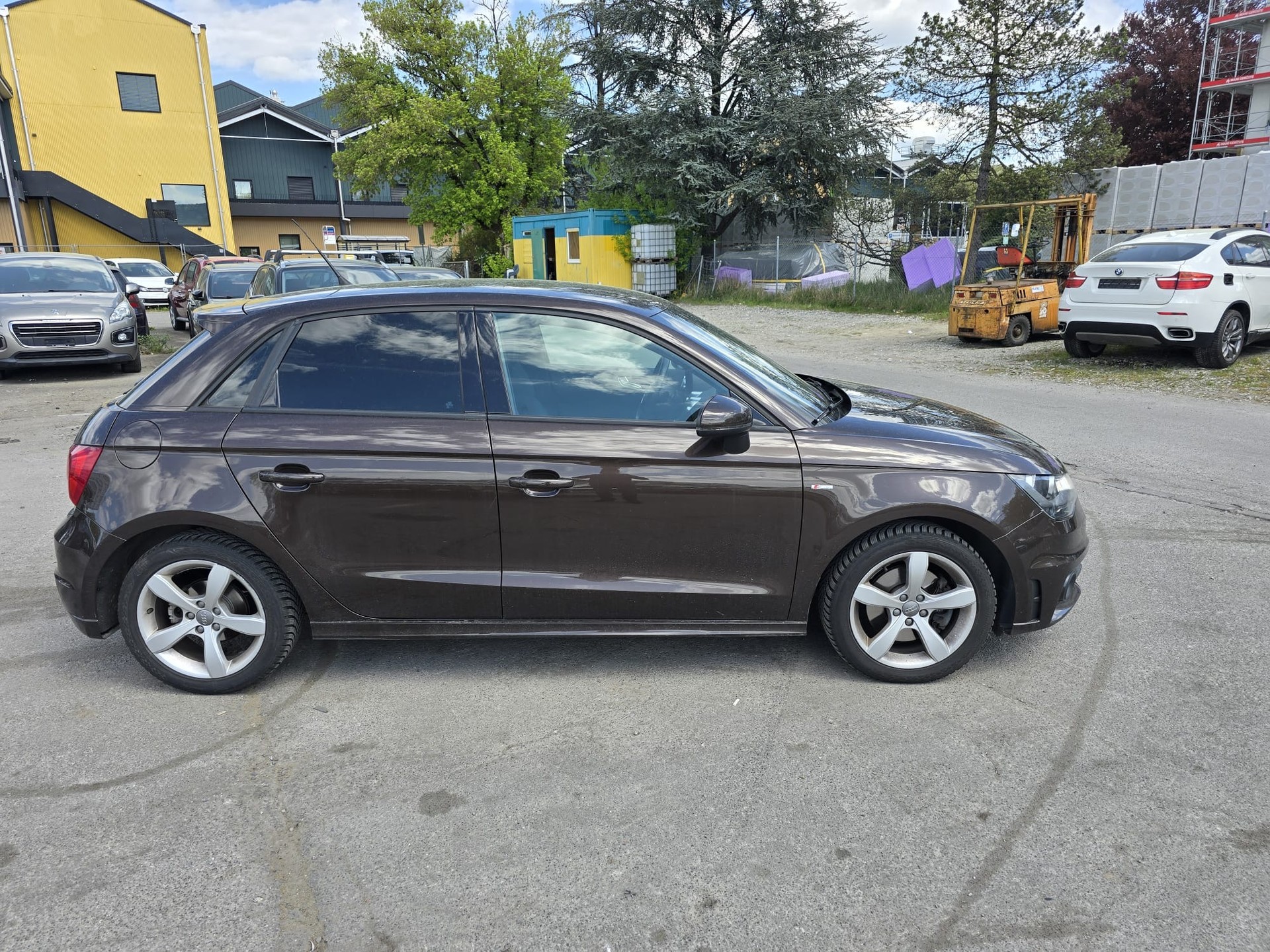 AUDI A1 Sportback Sport S- Line 1.4 TFSI Ambition S-tronic-image-6