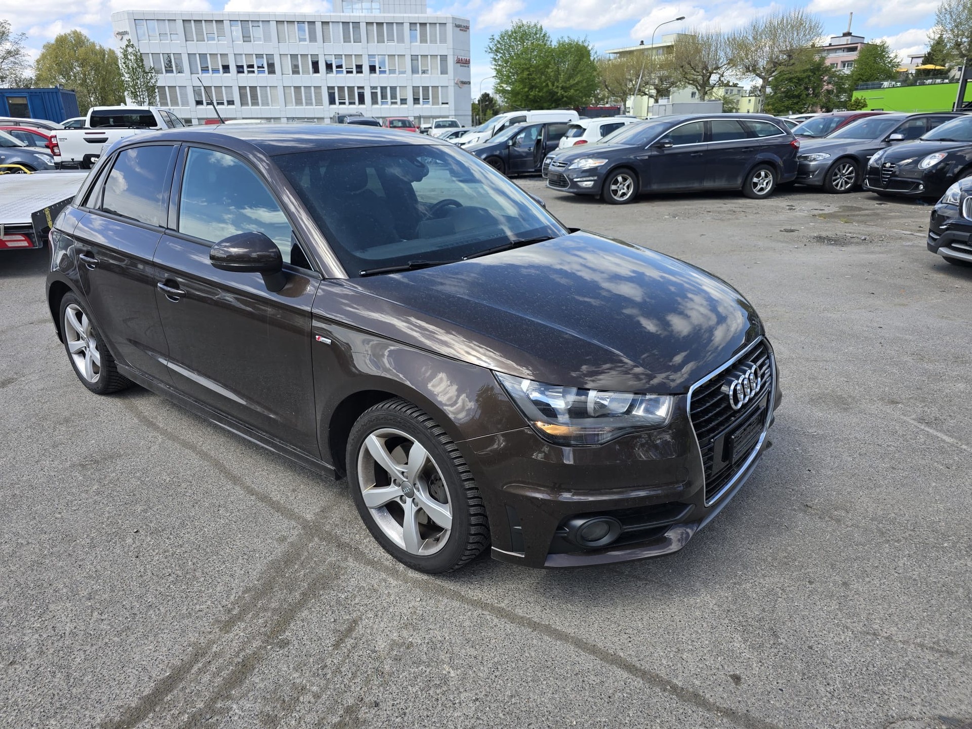 AUDI A1 Sportback Sport S- Line 1.4 TFSI Ambition S-tronic-image-2