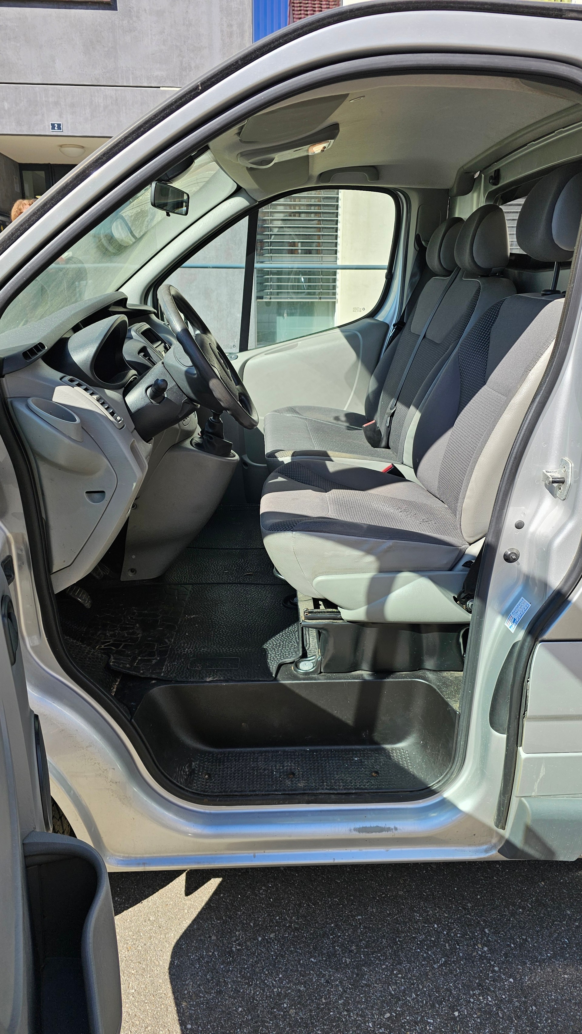 OPEL Vivaro 2.0 CDTI ecoFLEX 2.7t L1H1-image-5