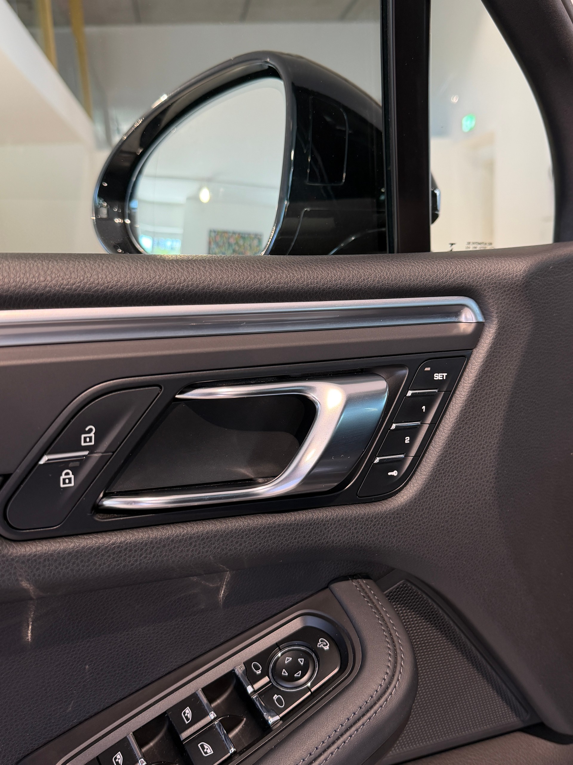 PORSCHE Macan PDK-image-9