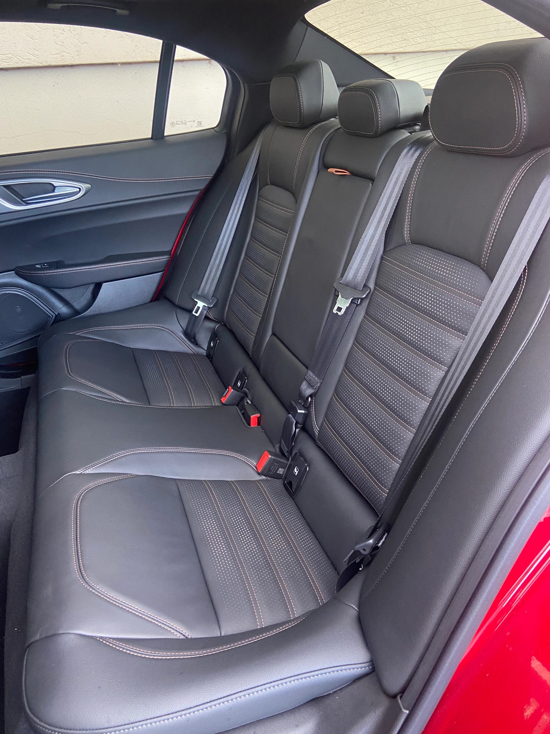 ALFA ROMEO Giulia 2.0 Intensa Sky Q4 AT8-image-7