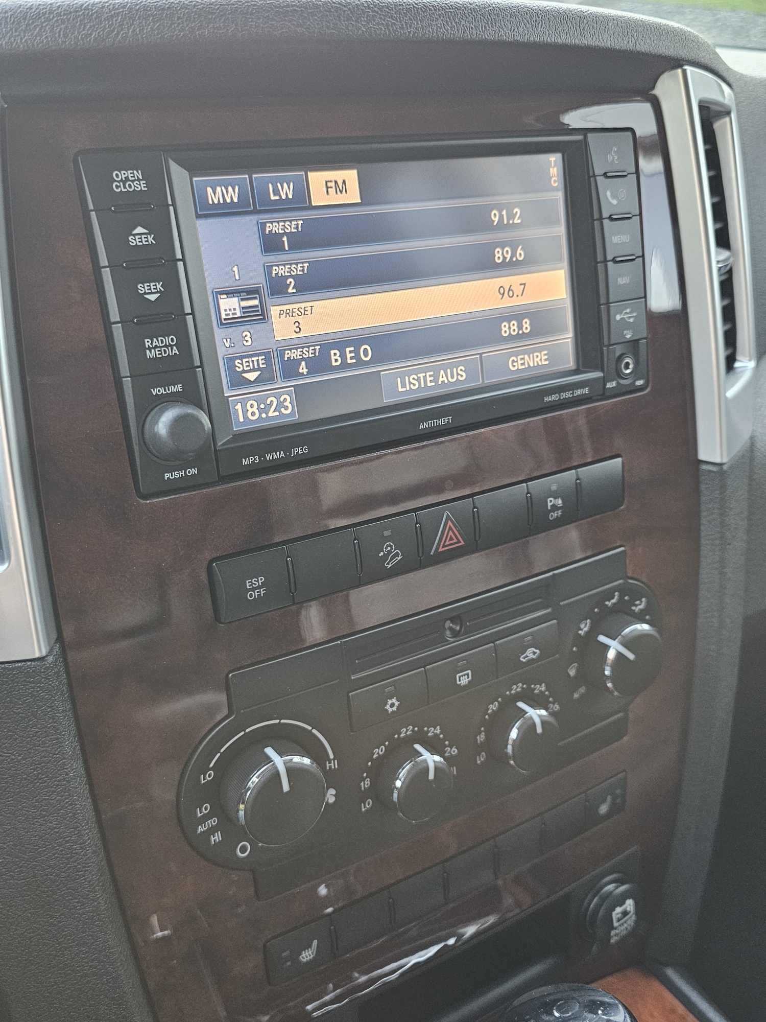 JEEP Gr.Cherokee 3.0 CRD Overland Automatic-image-9