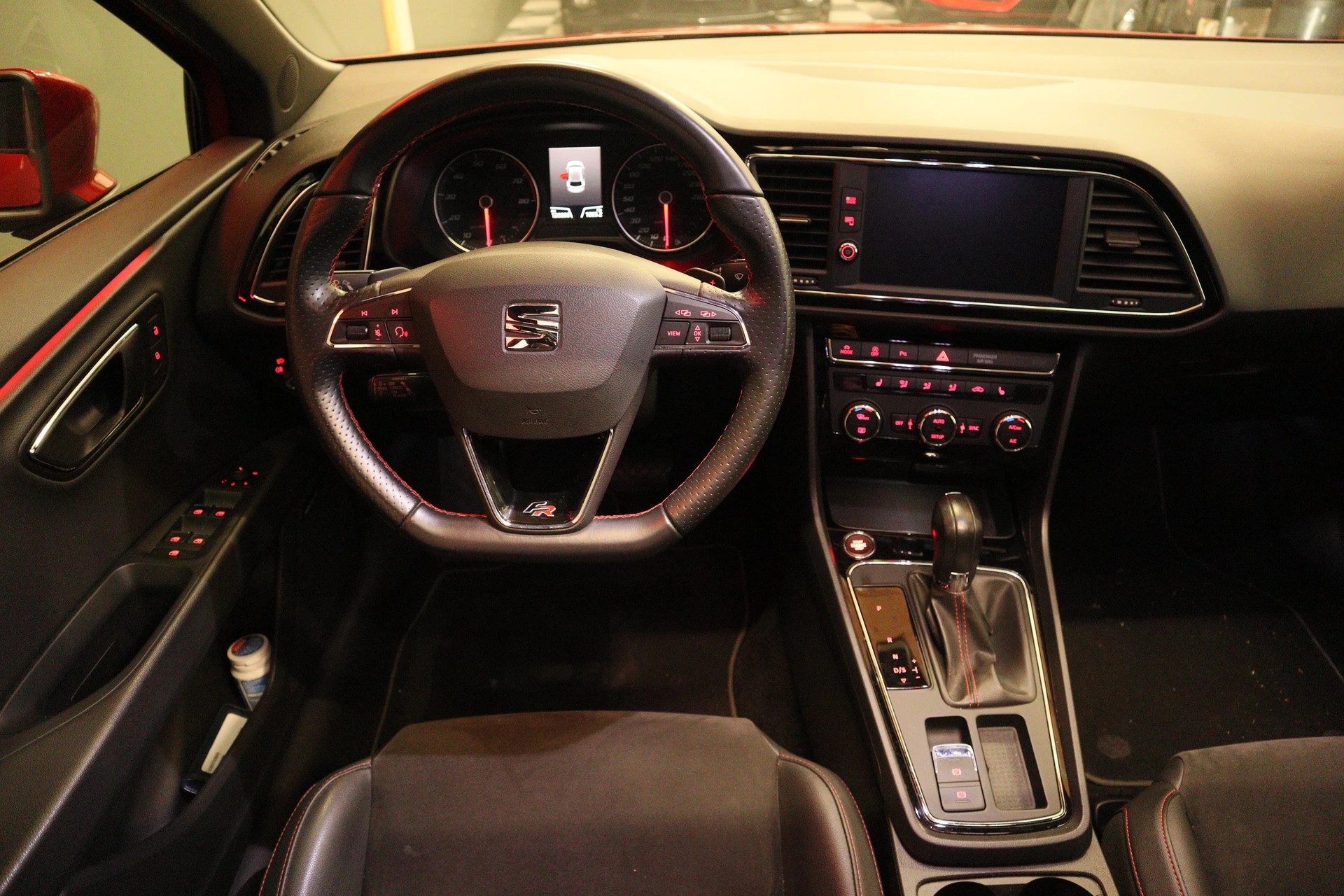 SEAT Leon 1.4 TSI ACT FR DSG-image-11