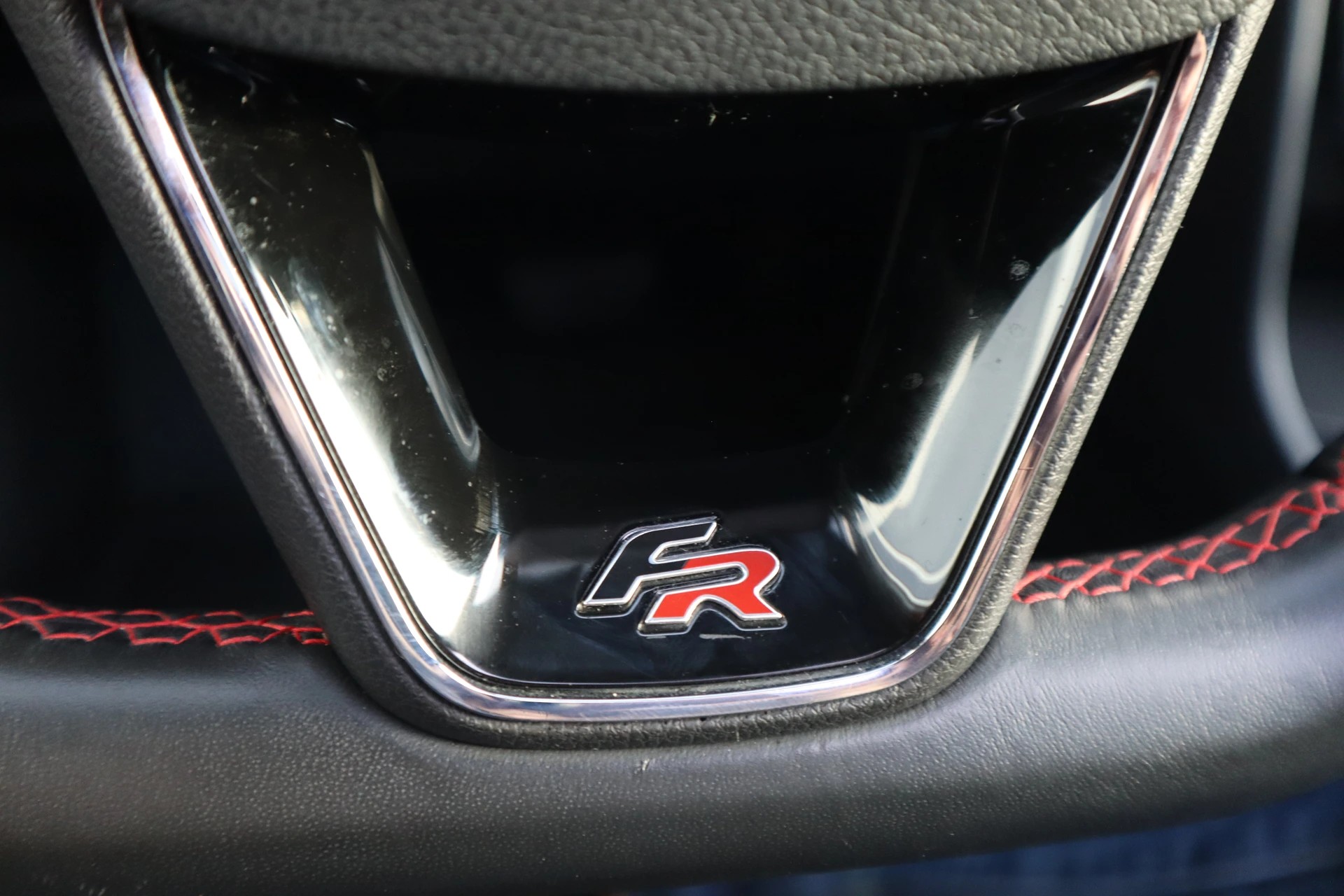 SEAT Leon 1.4 TSI ACT FR DSG-image-13