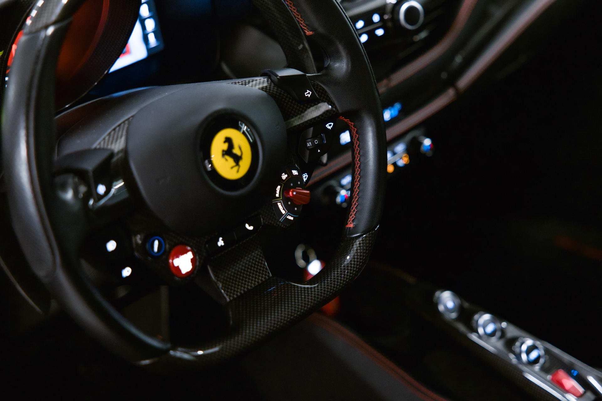 FERRARI F8 Tributo *Novitec*-image-24