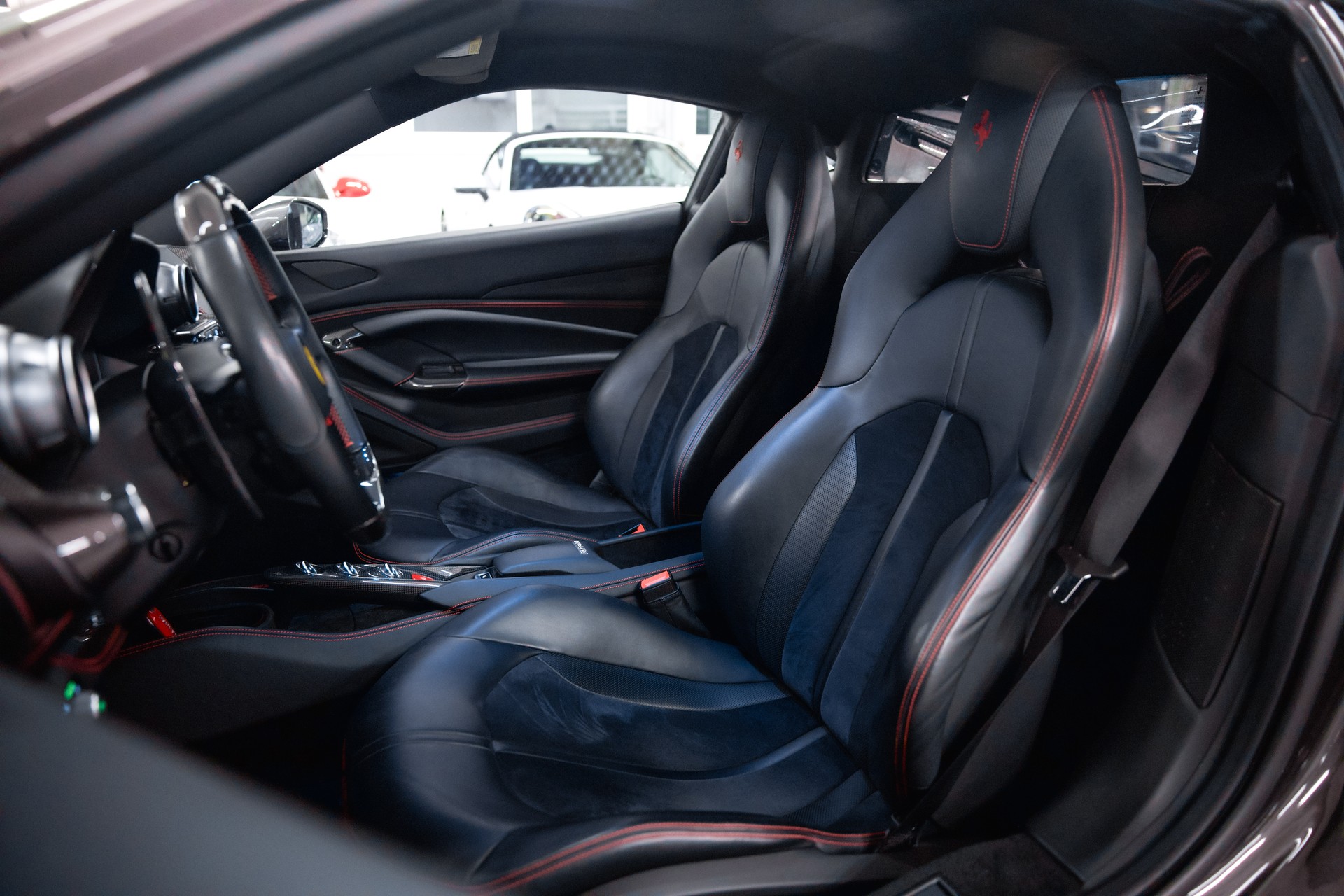 FERRARI F8 Tributo *Novitec*-image-22