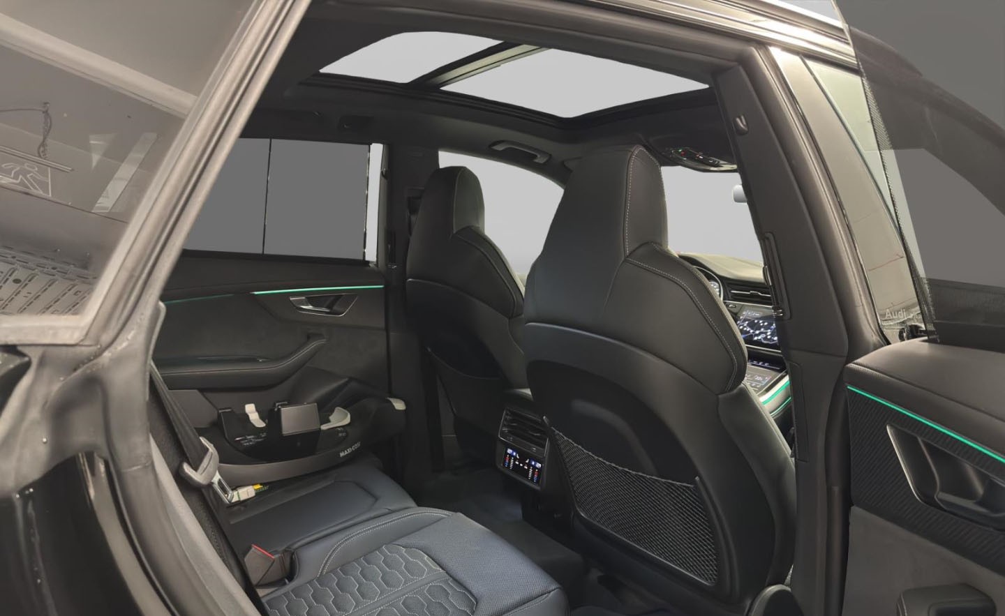 AUDI RSQ8 quattro-image-9