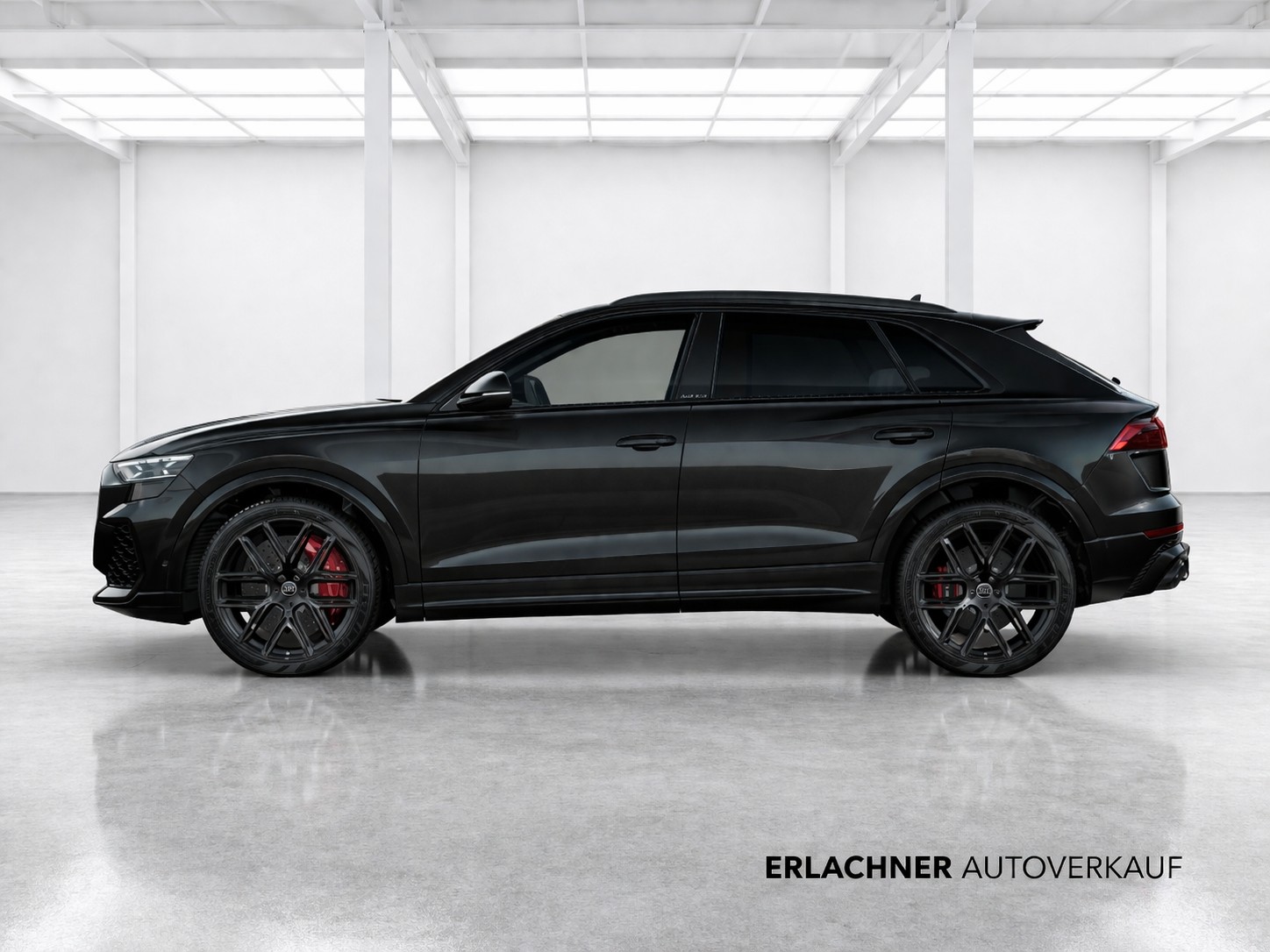 AUDI RSQ8 quattro-image-1
