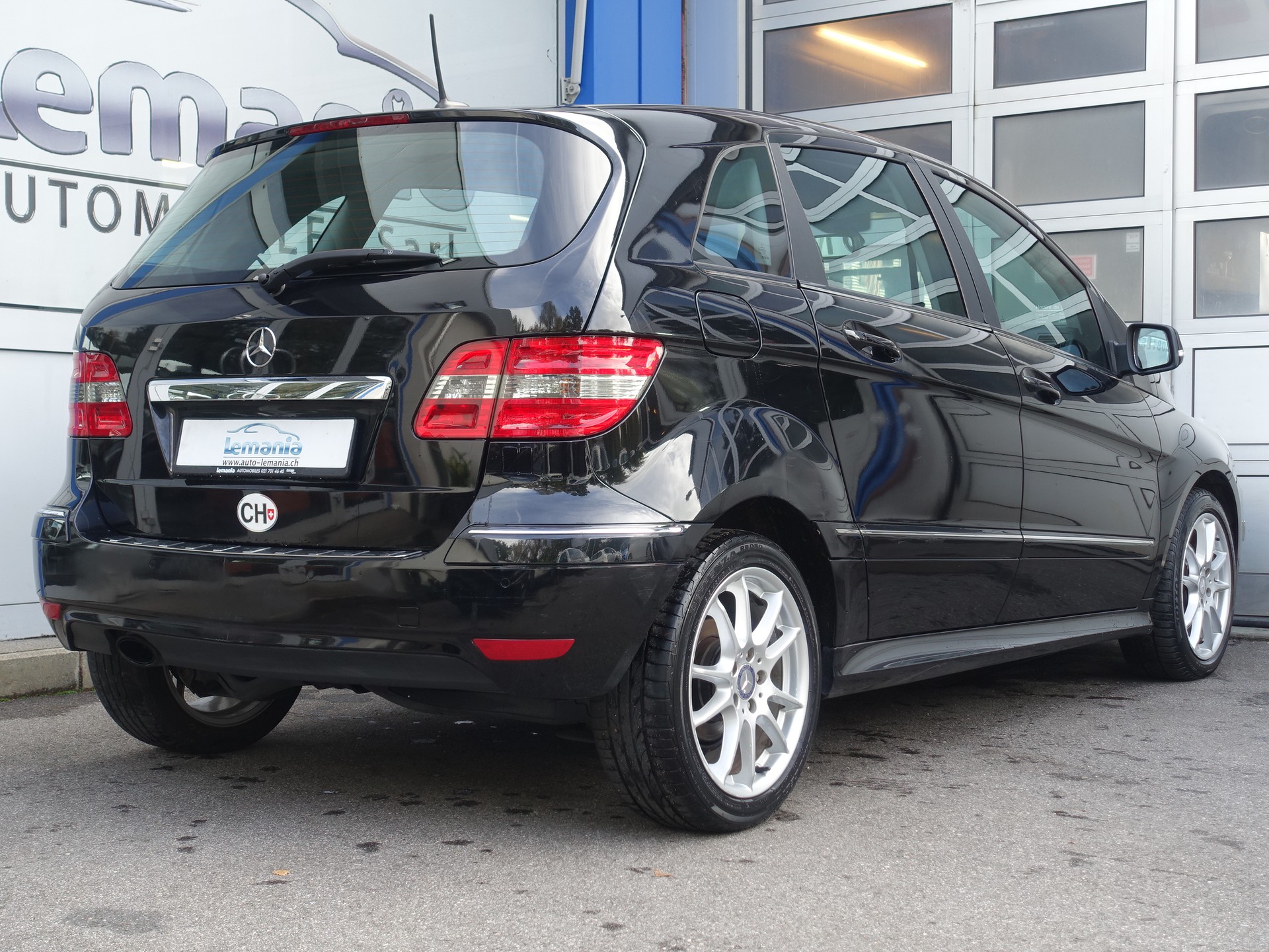 MERCEDES-BENZ B 180 CDI My Star Autotronic-image-4