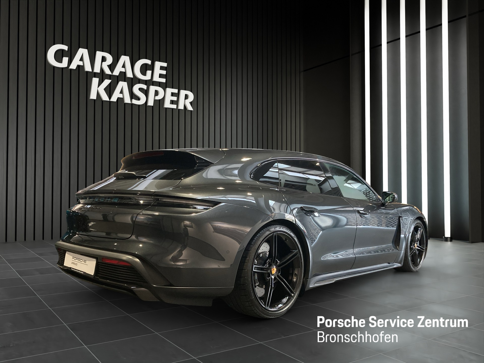 PORSCHE Taycan Turbo S Sport Turismo-image-4